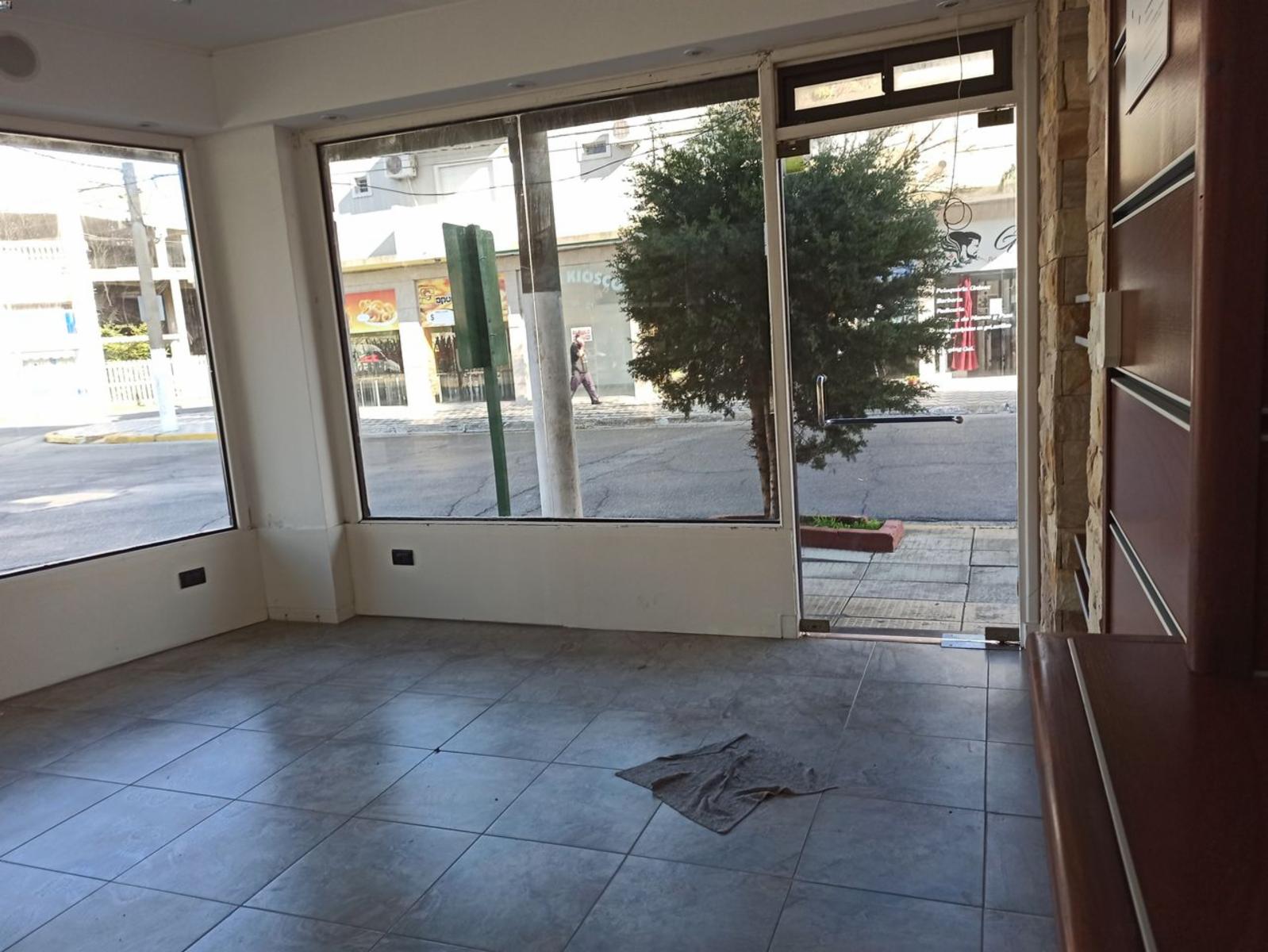 2 HERMOSOS LOCALES UNIFICADOS EN VENTA - 3