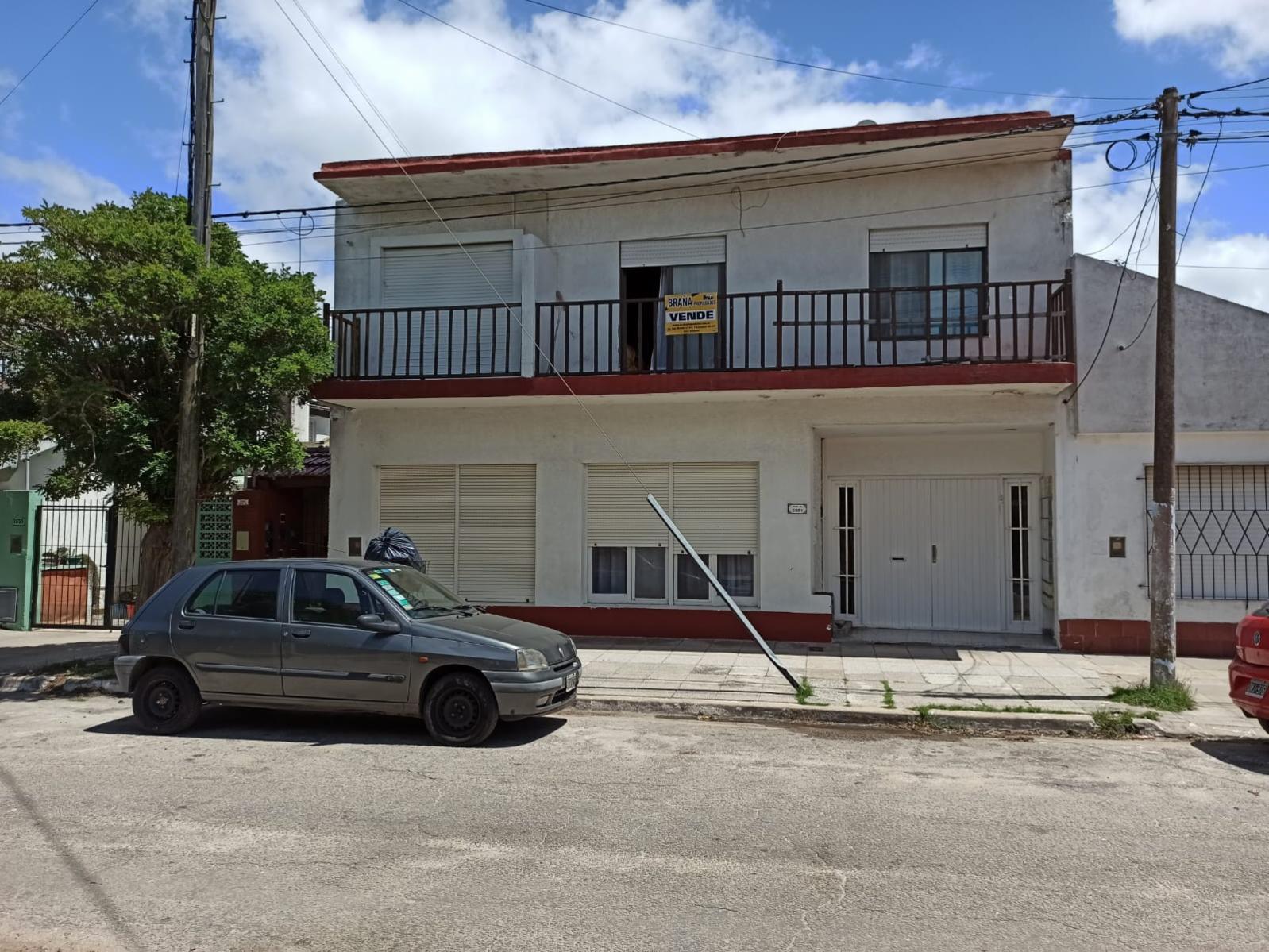 DEPTO 2 AMB. 1°PISO A LA CALLE PLENO CENTRO