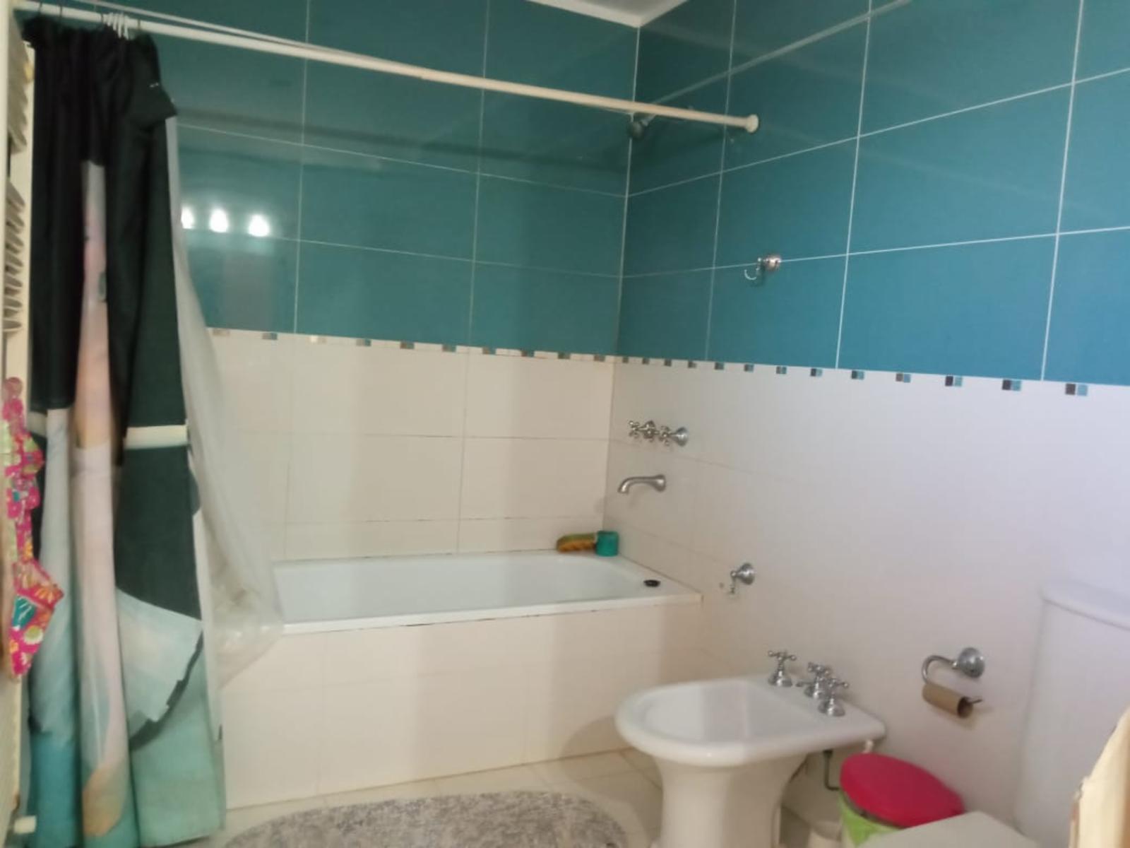 IMPORTANTE CHALET CON LOCAL — foto 15