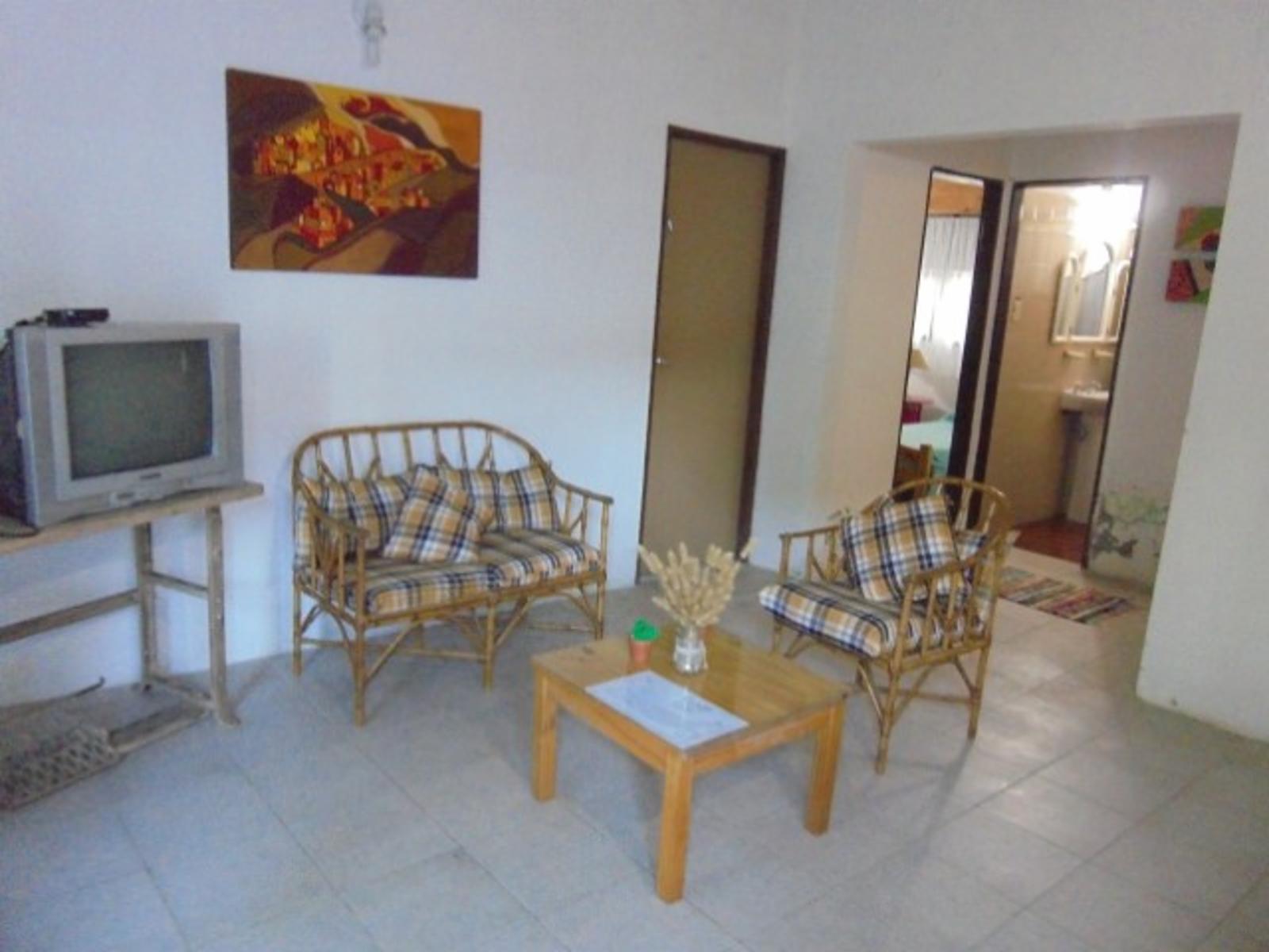 CHALET 4 AMBIENTES- ZONA NORTE - CON GAS NATURAL - IDEAL VIVIENDA PERMANENTE — foto 4