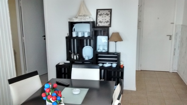DEPARTAMENTO DE 3 AMBIENTES EN EXCELENTE ESTADO Y ZONA. - 3