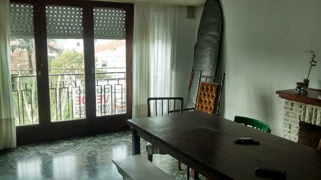 Departamento de 3 ambientes ubicado en zona céntrica de Miramar. - 2