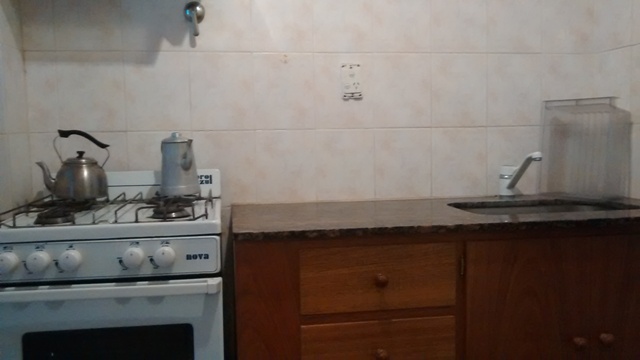 DEPARTAMENTO DE 2 AMBIENTES CON DEPENDENCIA A METROS DE LA PLAYA Y EL CENTRO. - 6