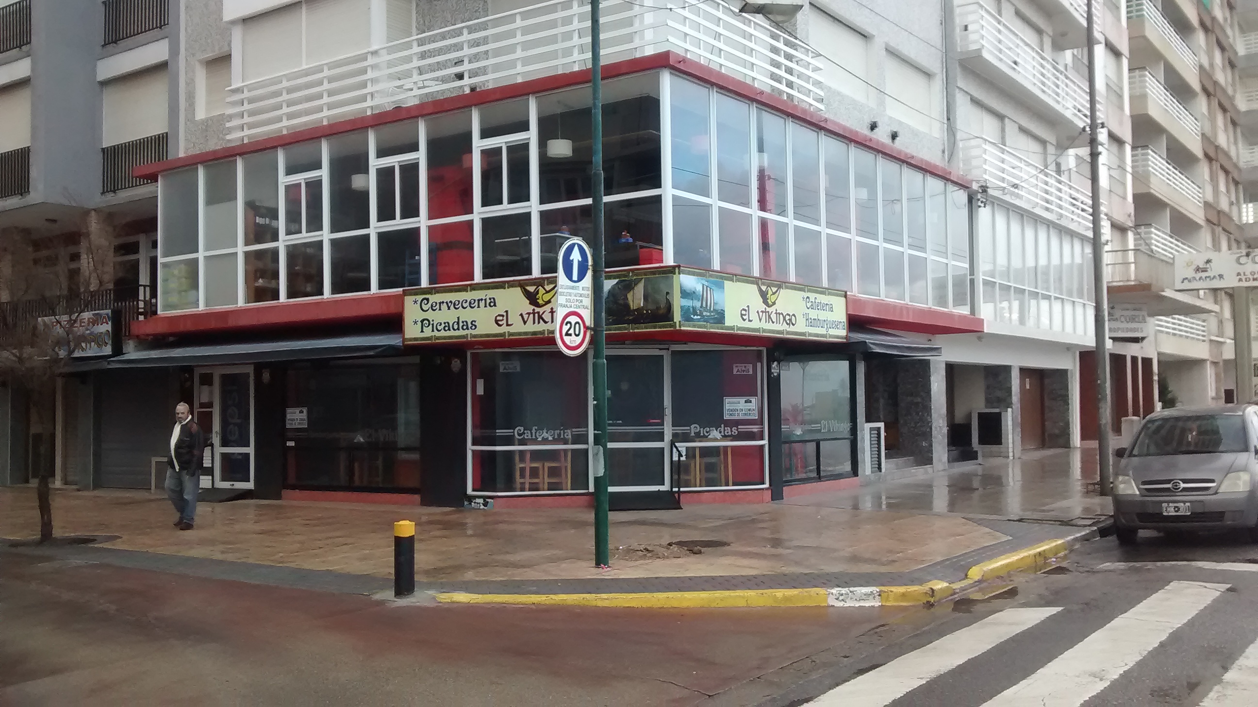 Se vende fondo de comercio en excelente ubicación. - 2