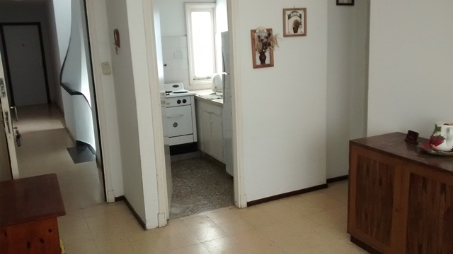 EN VENTA DEPARTAMENTO 3 AMBIENTES. ZONA CENTRO. — foto 2