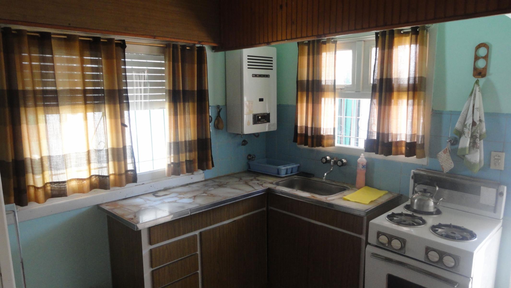 EXCELENTE CHALET DE 4 AMB. + DEPARTAMENTO DE 2 AMB. CON ENTRADA INDEPENDIENTE. - 5