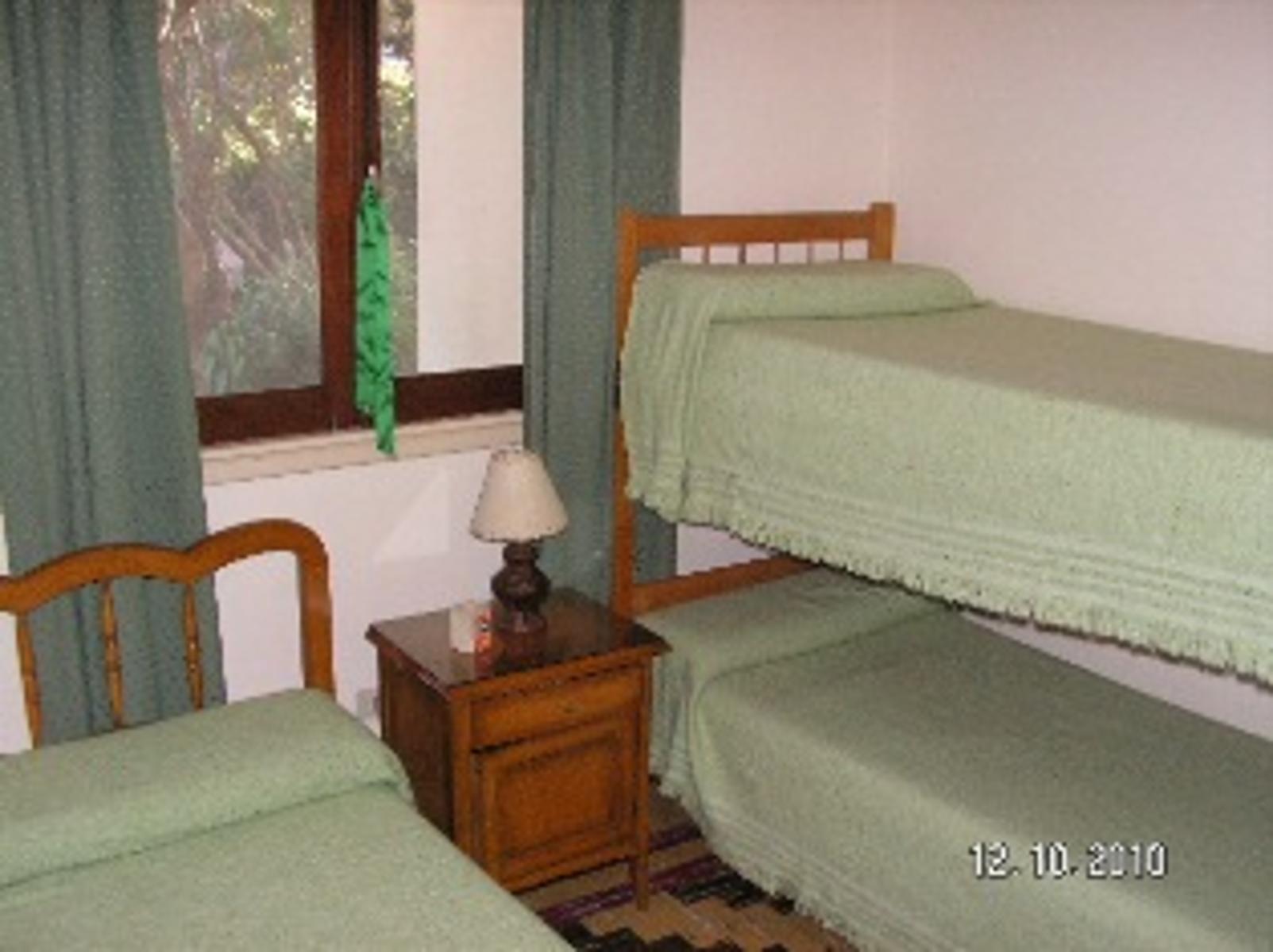 AMPLIO CHALET EN VENTA. - 2