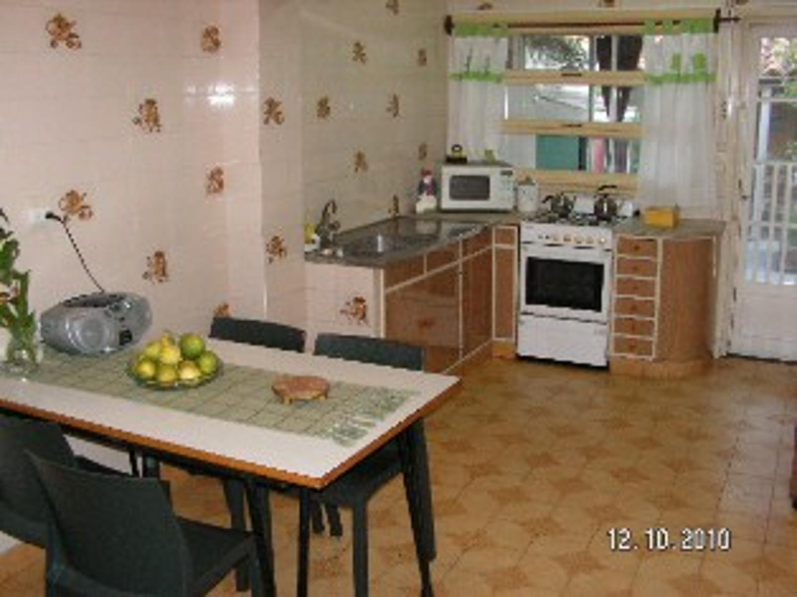 AMPLIO CHALET EN VENTA. - 4