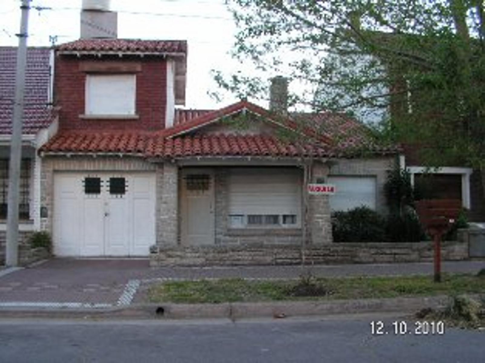 AMPLIO CHALET EN VENTA. - 8