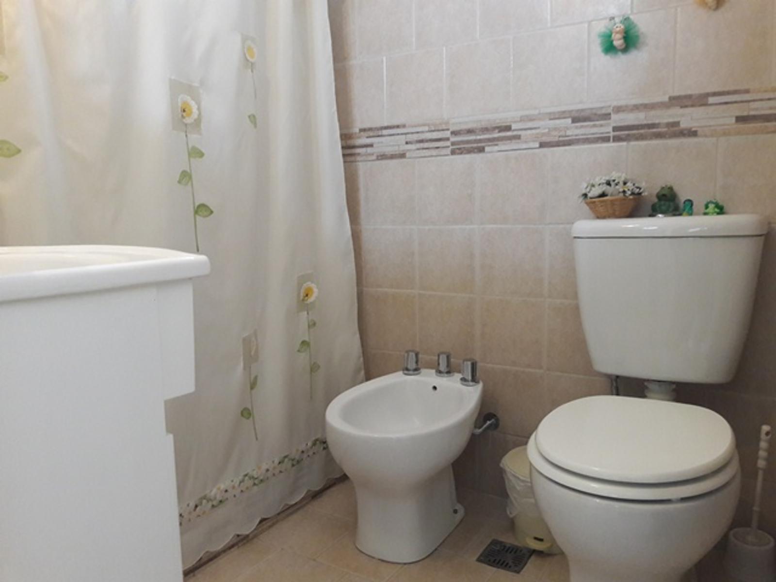 EXCELENTE DEPARTAMENTO DE 2 AMBIENTES EN EL CENTRO DE LA CIUDAD DE MIRAMAR!!! — foto 8