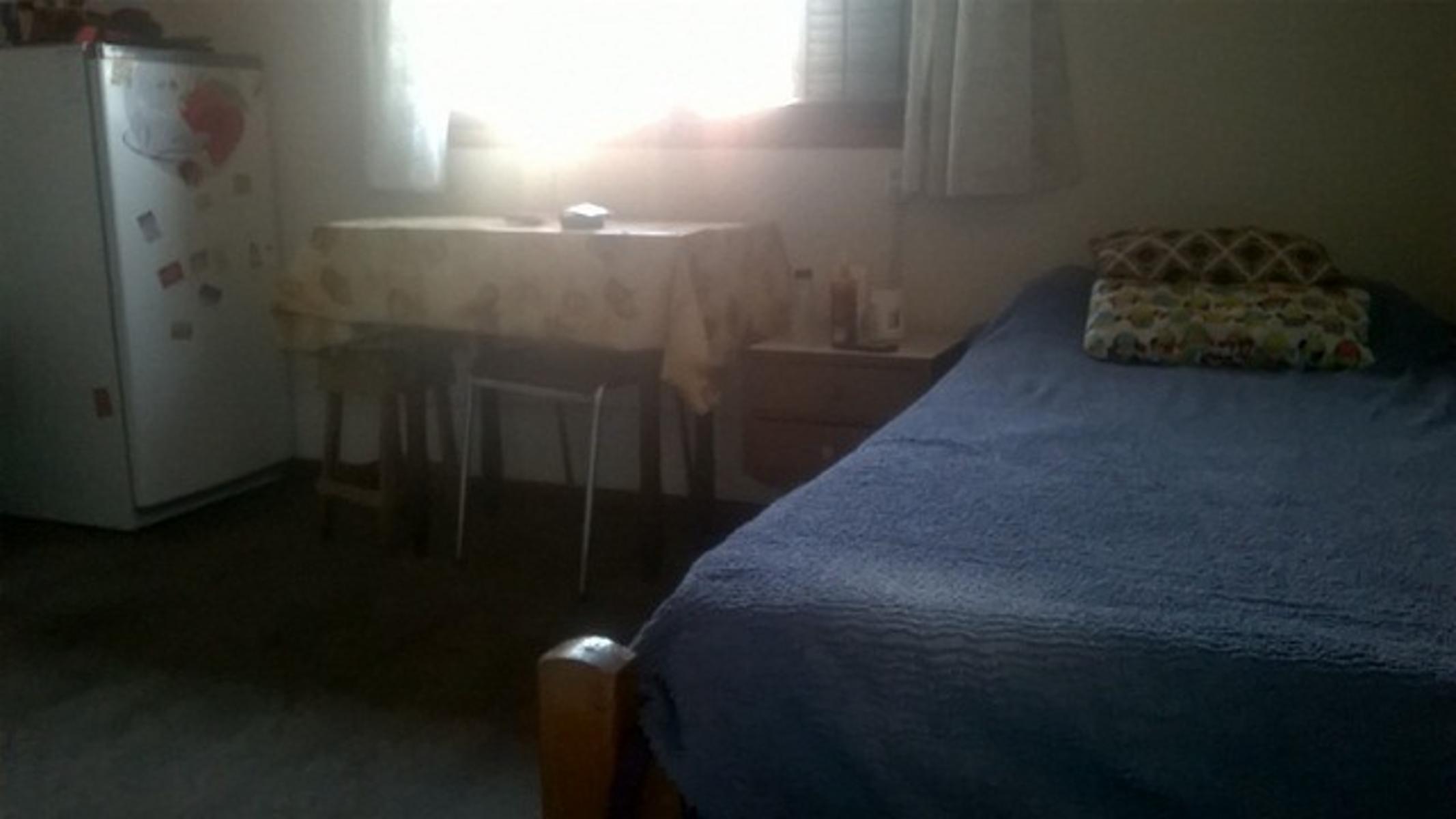 VENTA DE CASA MAS DEPARTAMENTO SOBRE AMPLIO LOTE Y MUY BIEN UBICADO - 6