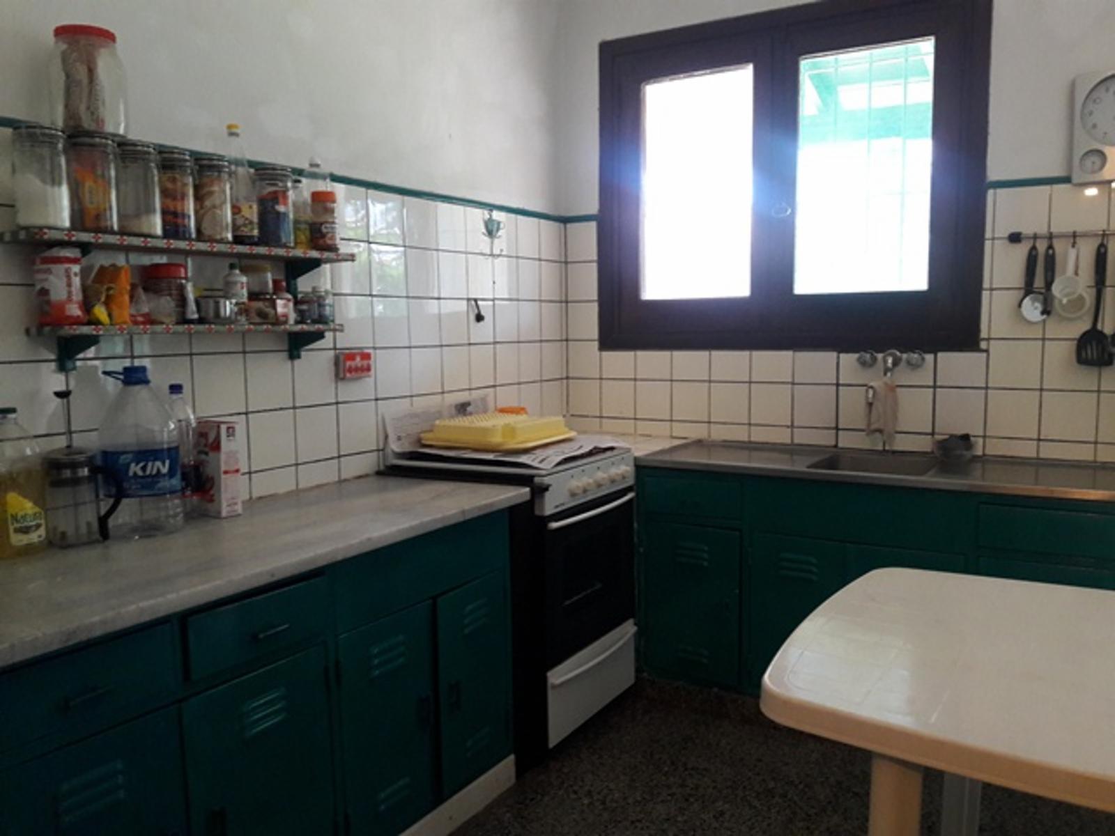 EXCELENTE CHALET EN VENTA MUY BIEN UBICADO EN LA CIUDAD DE MIRAMAR - 4