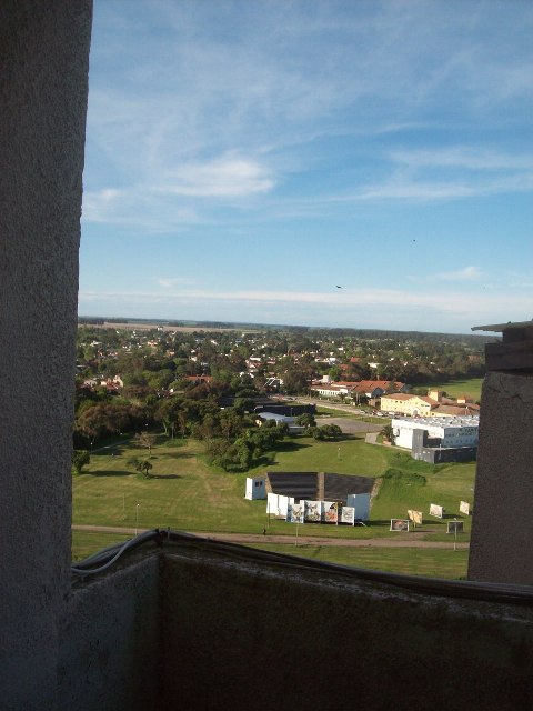 MUY LINDO DEPARTAMENTO DE 2 AMBIENTES SOBRE COSTANERA - 2