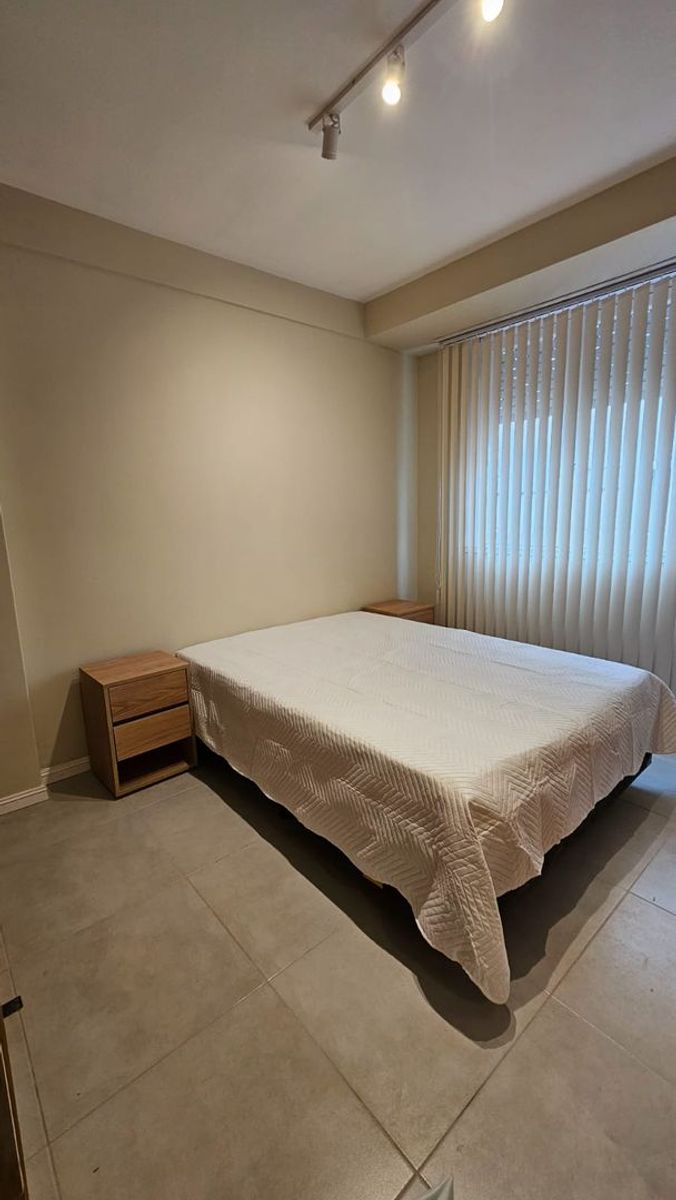 OPRTUNIDAD EN VENTA .-MONOAMBIENTE -CON COCINA INTEGRADA -CONDIVISIONDORMITORIO.-TOTALMENTE RECICLADO.-ZONA CENTRO — foto 5