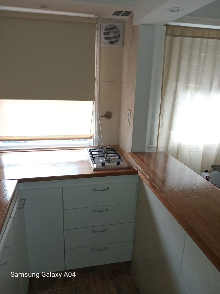 OPORTUNIDAD.- VENTA DEPTO UN AMBIENTE RECICLADO A LA CALLE -ZONA CENTRO - 1