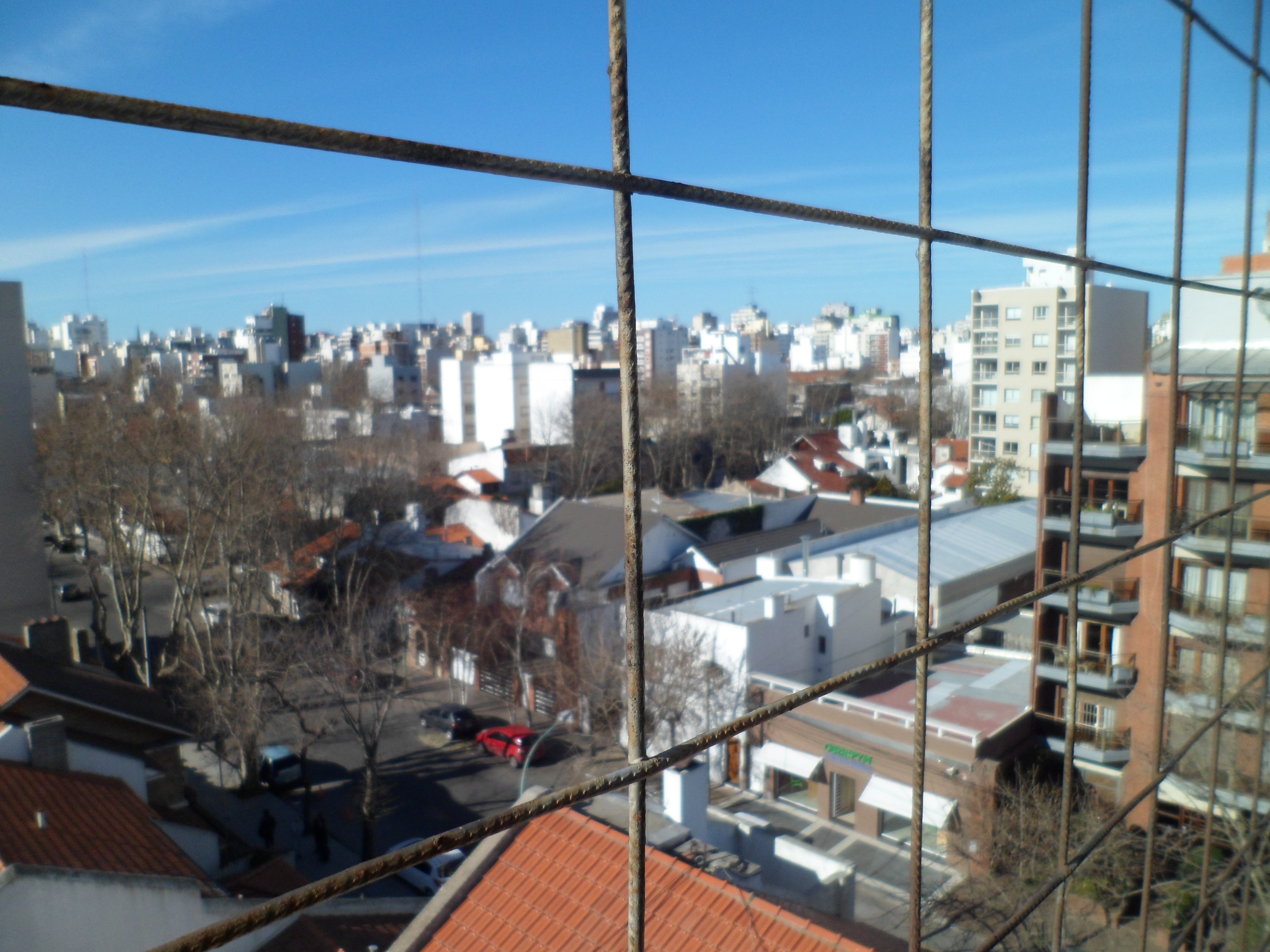 VENTA EXCELENTE DPTO 3 AMB., COCHERA Y BAULERA — foto 2