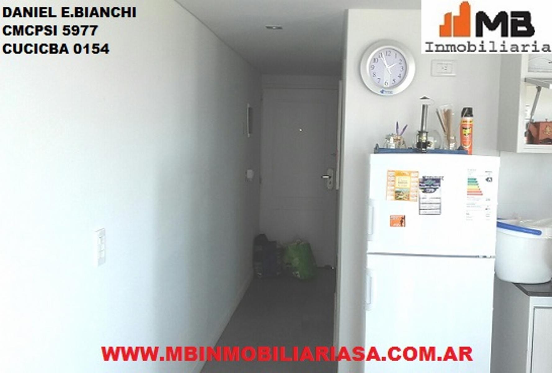 Villa Gesell venta 3 amb.c/balcón y cochera frente al mar en Medanos del Sur 1°P. — foto 2