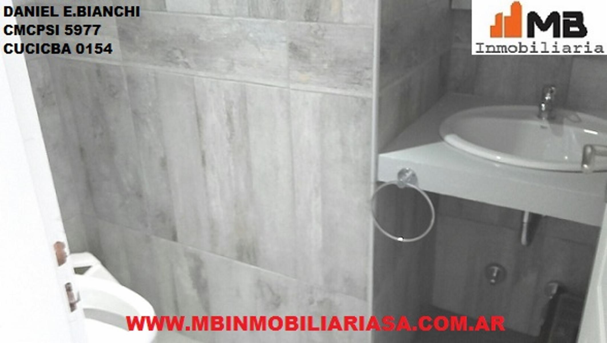 Villa Gesell venta 3 amb.c/balcón y cochera frente al mar en Medanos del Sur 1°P. — foto 5