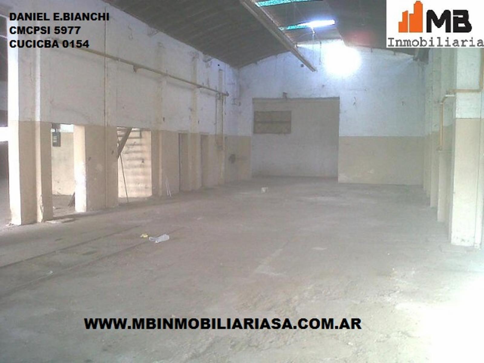 Tandil Venta en conjunto dos galpones .Apto Deposito. - 1