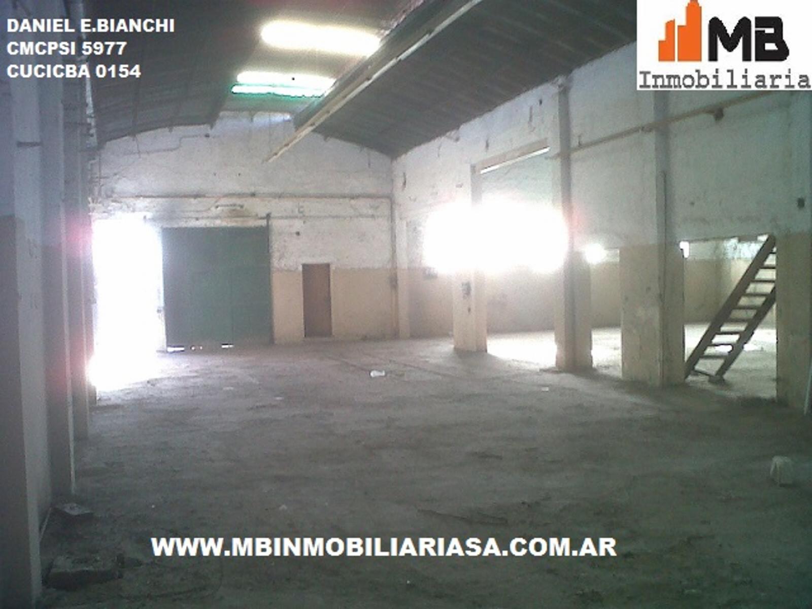 Tandil Venta en conjunto dos galpones .Apto Deposito. - 3