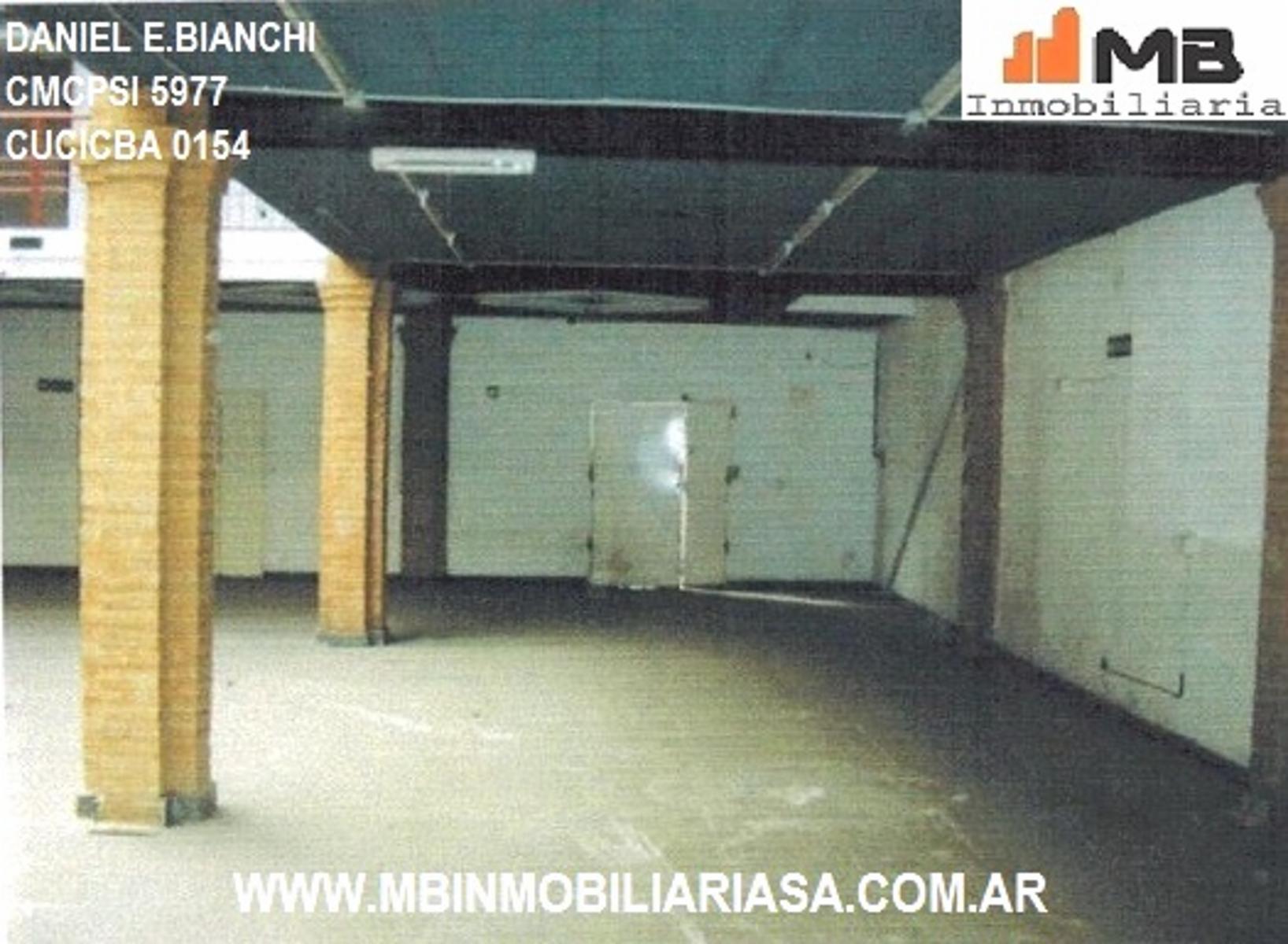 Gonzalez Catan Venta Galpon 750 m2 . — foto 4