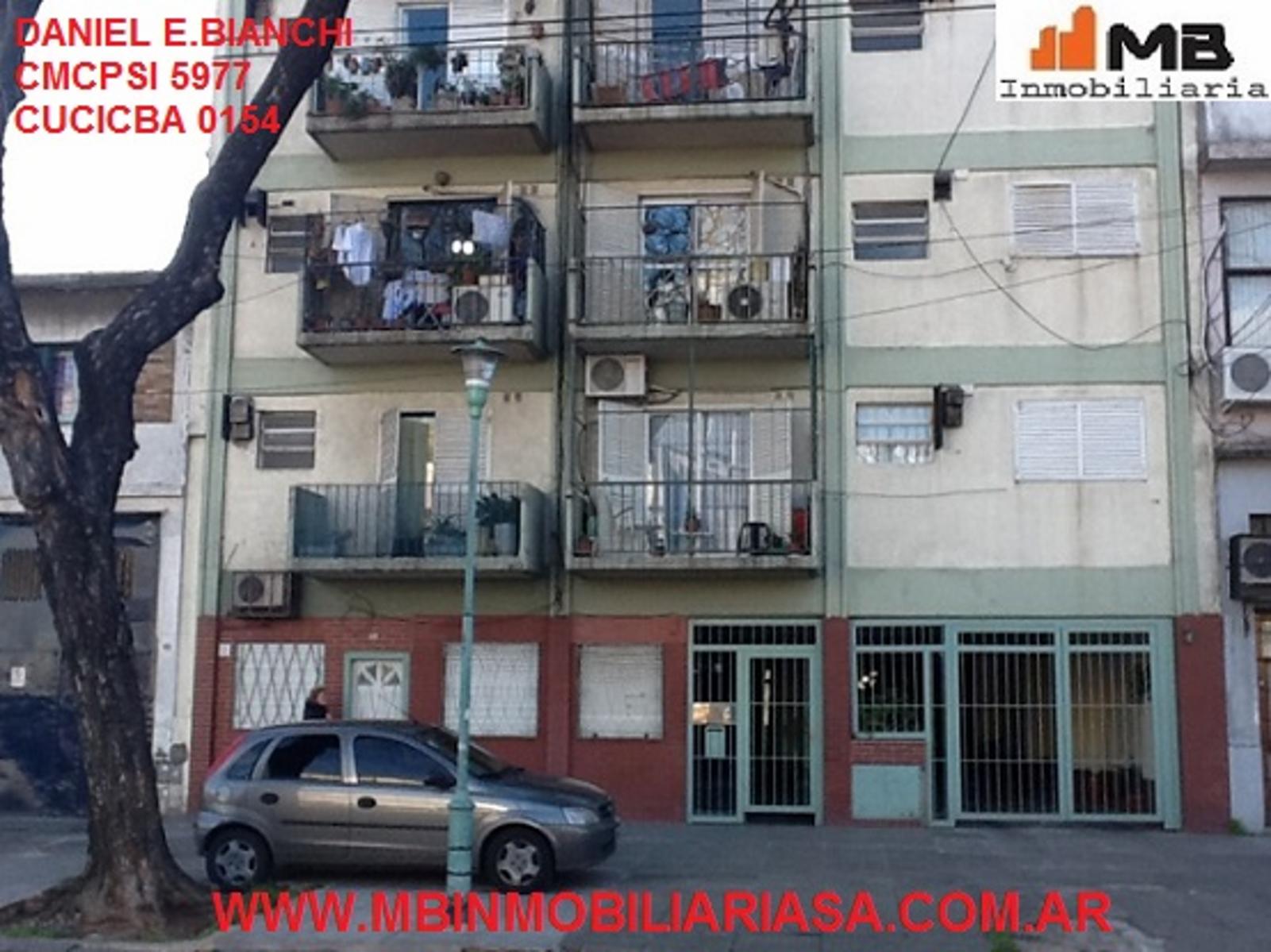 VENTA DEPARTAMENTO 3 AMBIENTES EN PARQUE PATRICIOS