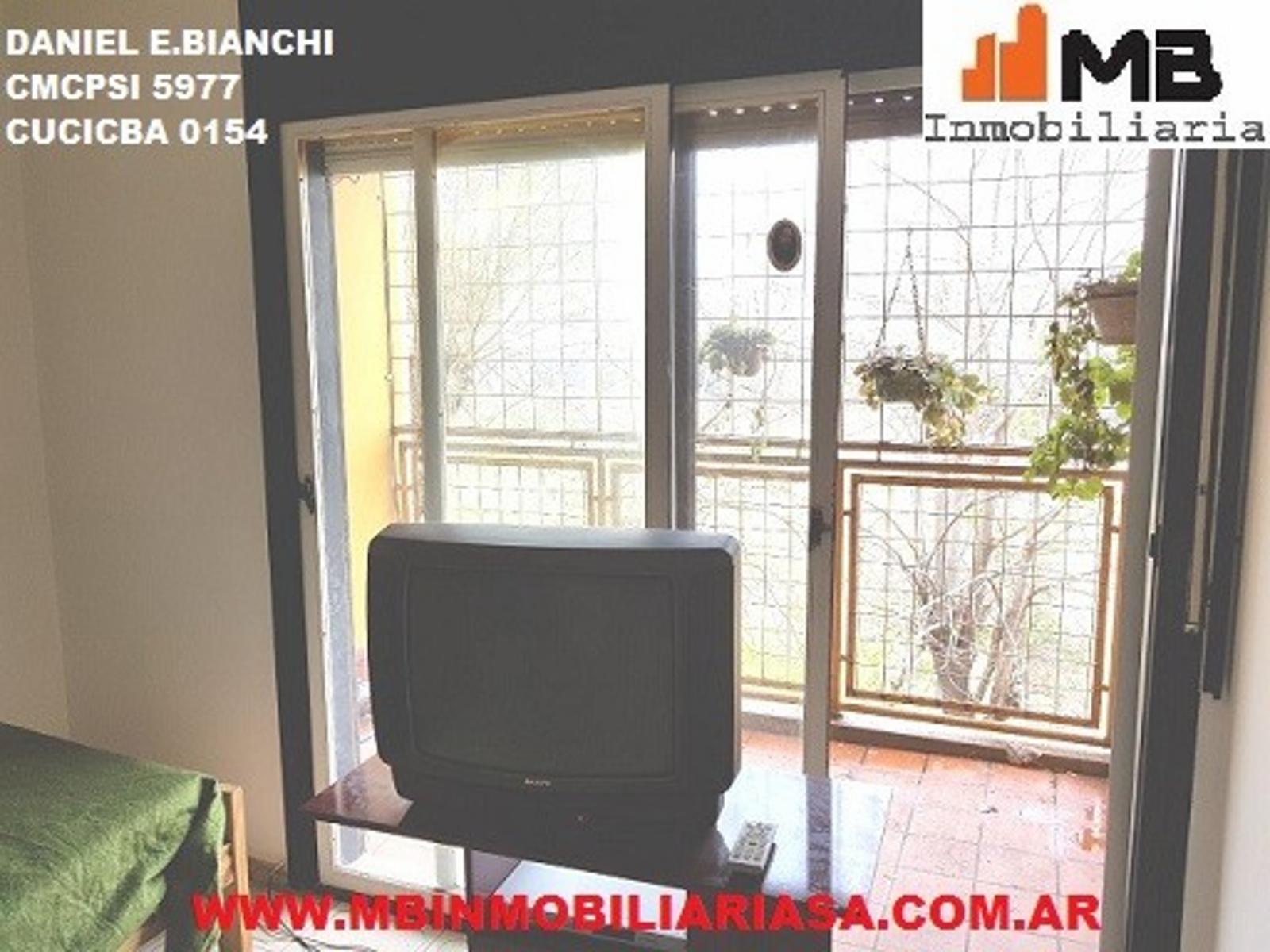 Pompeya Barrio Espora dpto 2 amb.c/balcon. Apto Credito — foto 3
