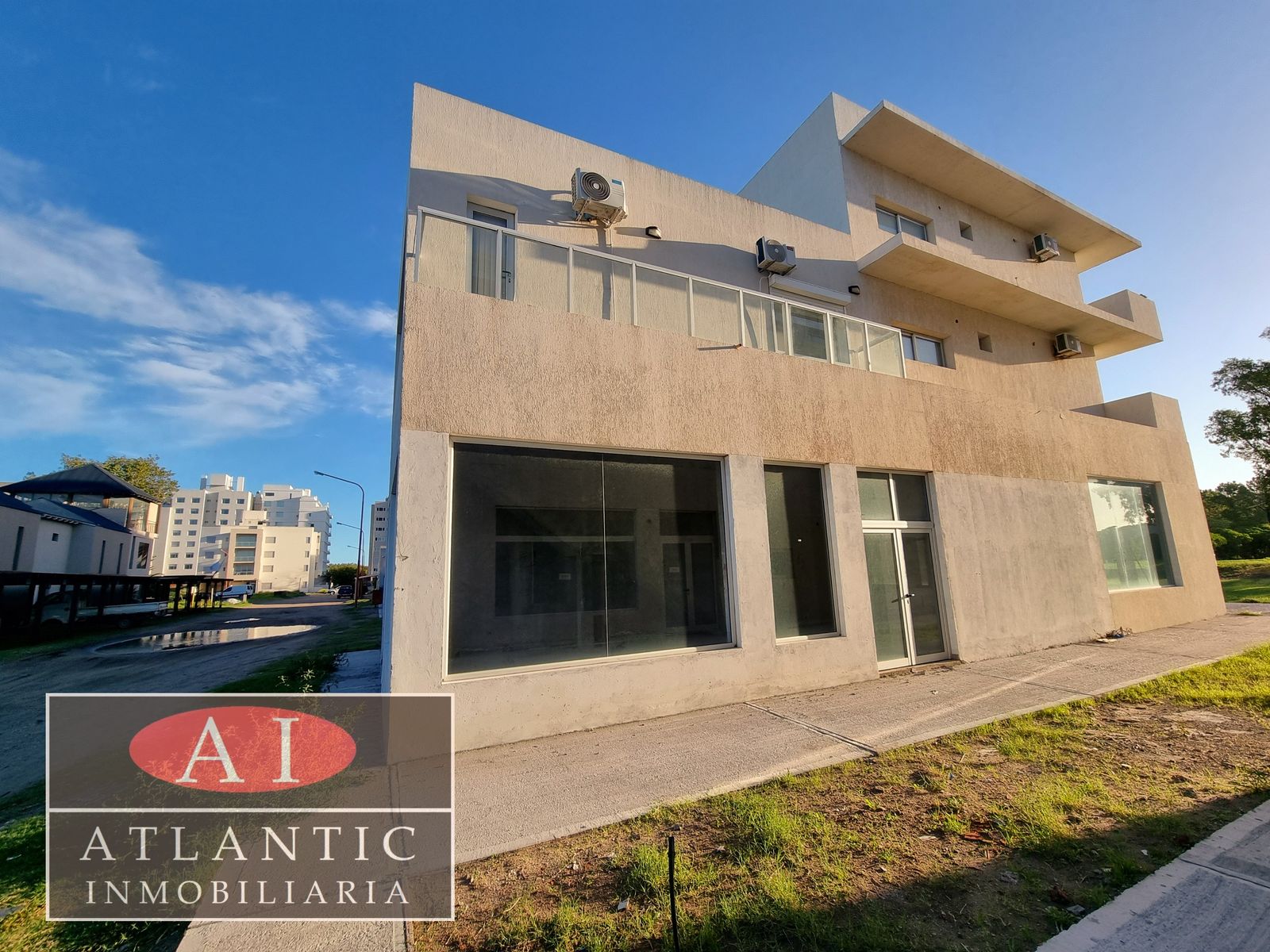 Local Comercial a Estrenar en Aldea del Este - 1