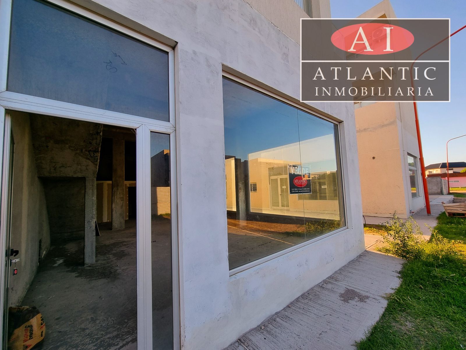 Local Comercial a Estrenar en Aldea del Este - 3