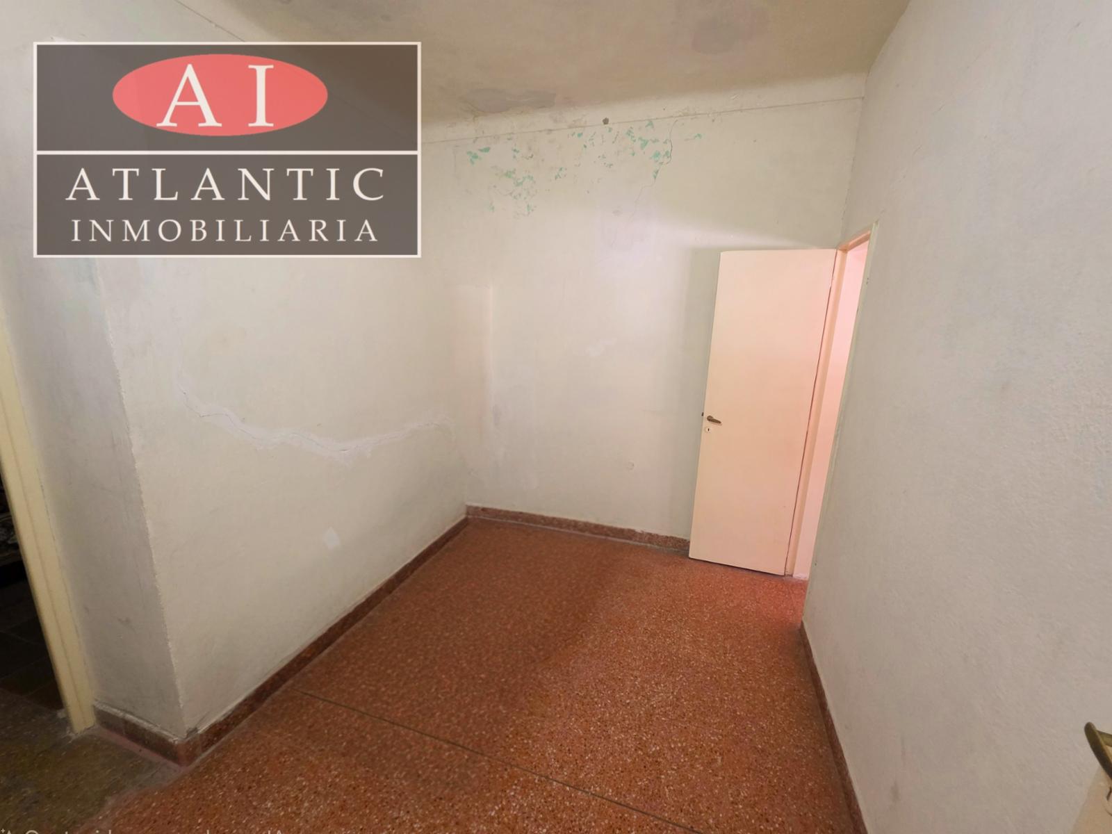 Local Comercial con Vivienda en Venta - 17