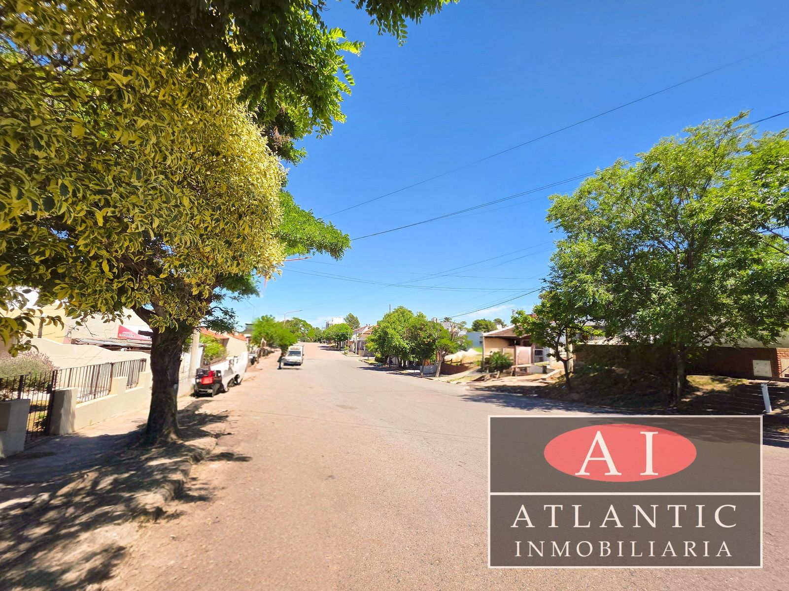 Local Comercial con Vivienda en Venta - 22