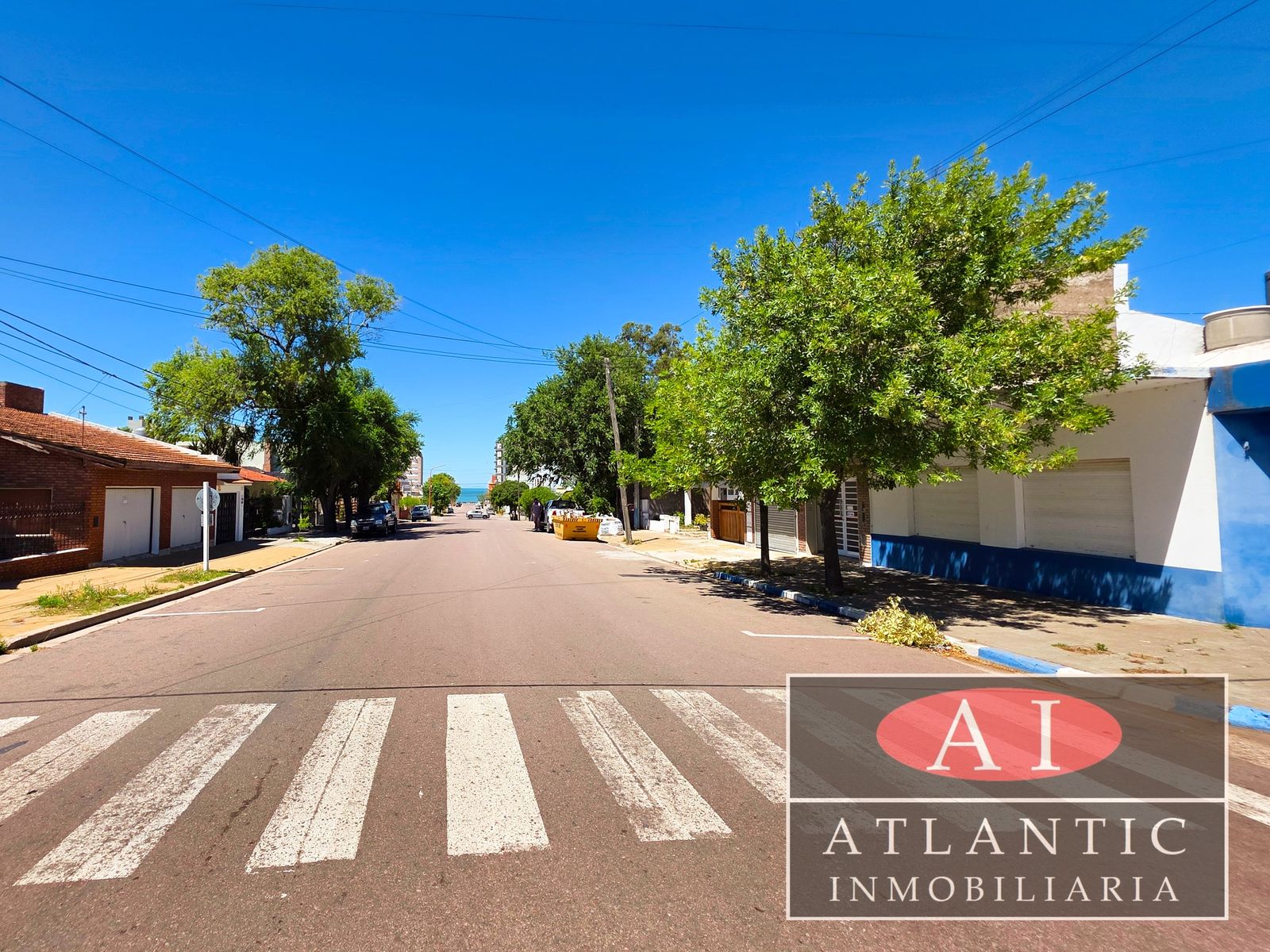 Local Comercial con Vivienda en Venta - 25