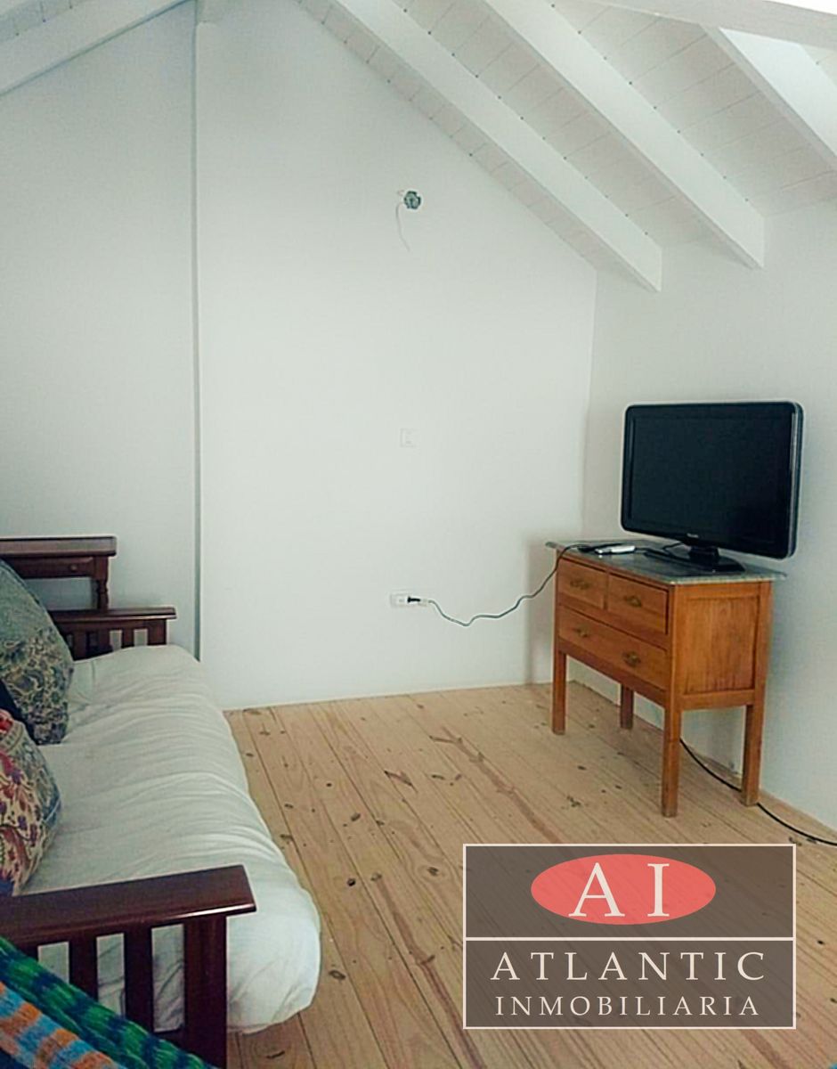 Amplia Casa en Alquiler en Monte Hermoso del Este - 9