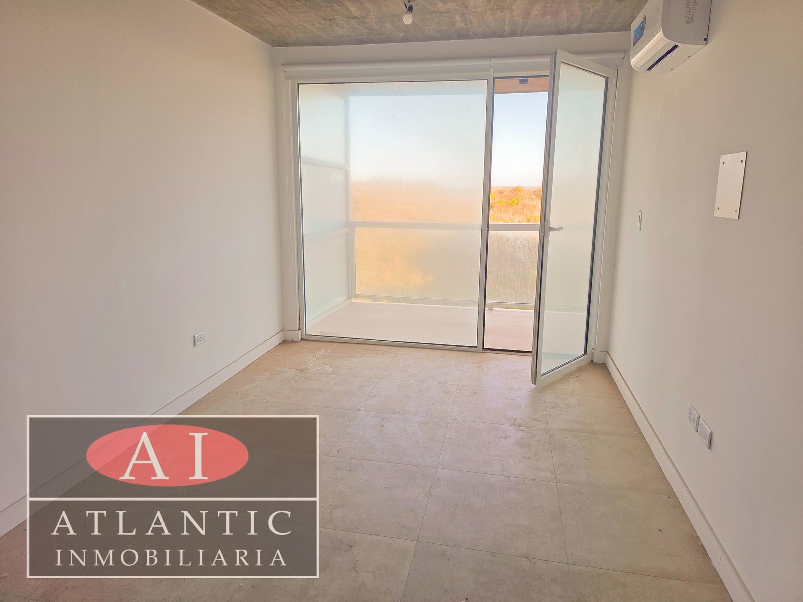 DEPARTAMENTO FUNCIONAL EN VENTA A ESTRENAR FRENTE AL MAR - 8