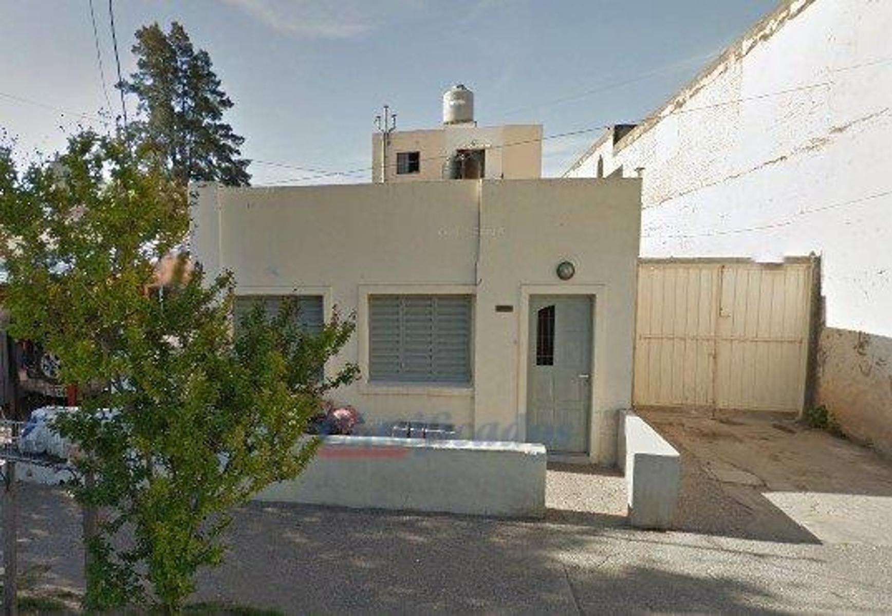 VENDO COMPLEJO DE 4 DPTOS DE 2 DOR + COCHERAS VILLA CORINA — foto 5
