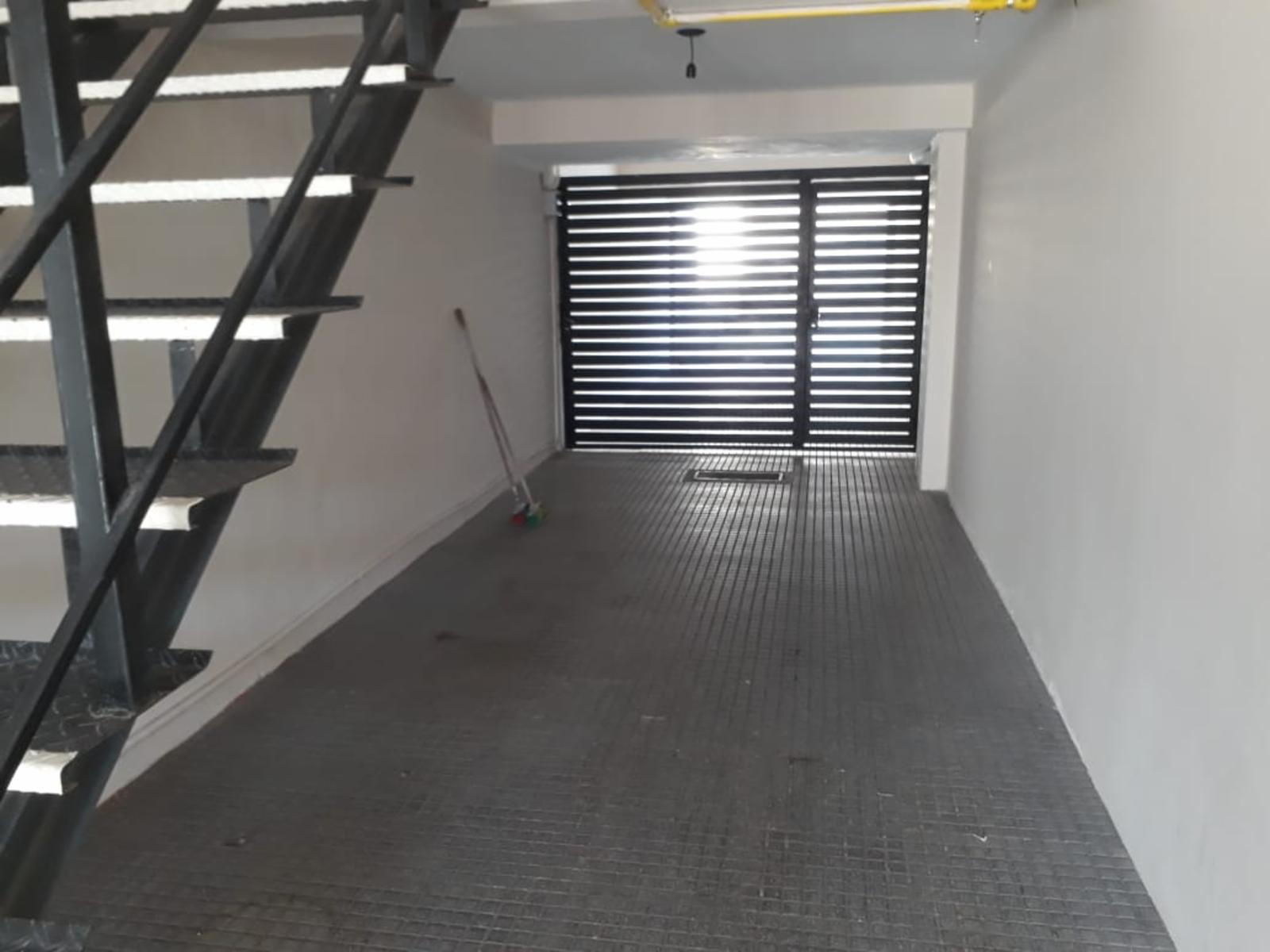 ALQUILER LOCAL COMERCIAL ARGUELLO RECTA MARTINOLLI APTO CONSULTORIOS - 14