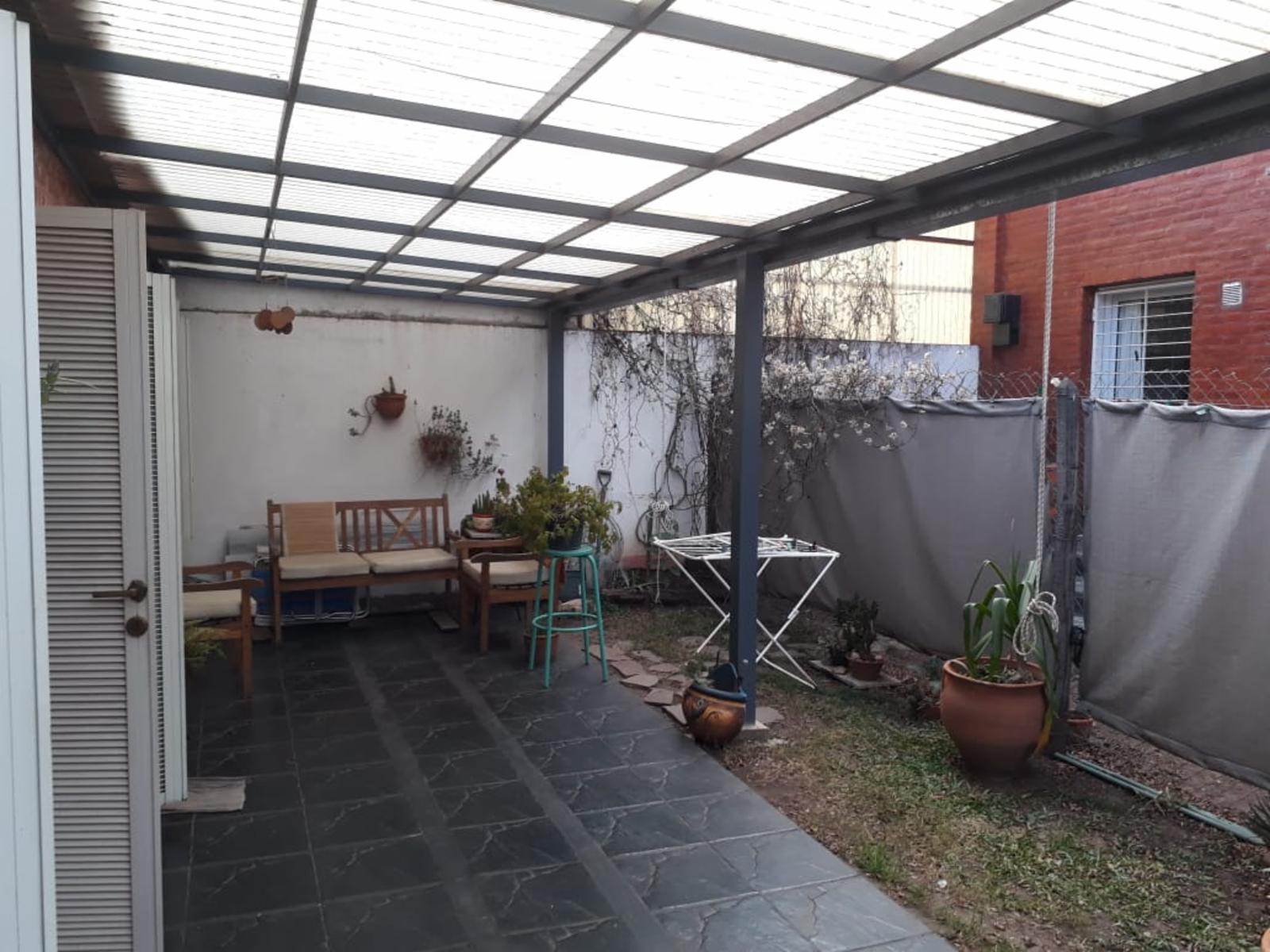 VENTA DUPLEX 3 DORMITORIOS BARRIO ALBERDI — foto 6