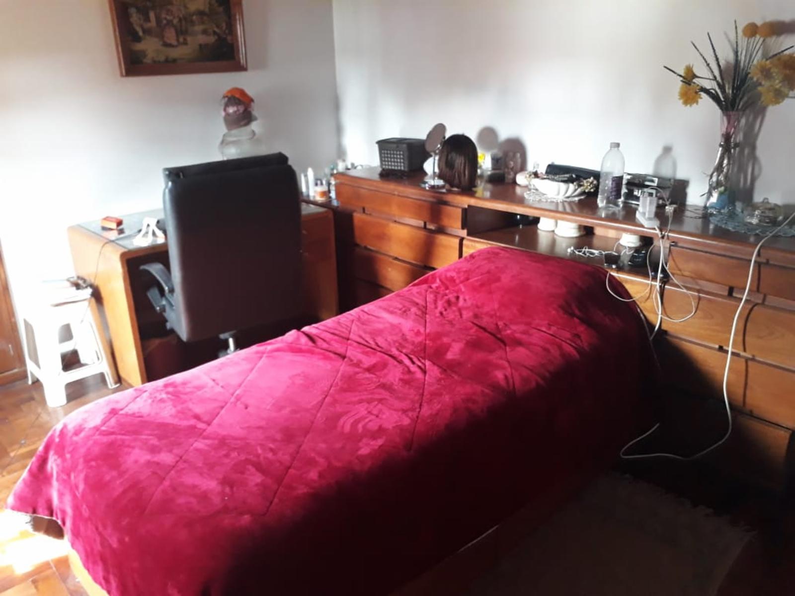 VENTA CASA 3 DORMITORIOS BARRIO PARQUE CHACABUCO — foto 2