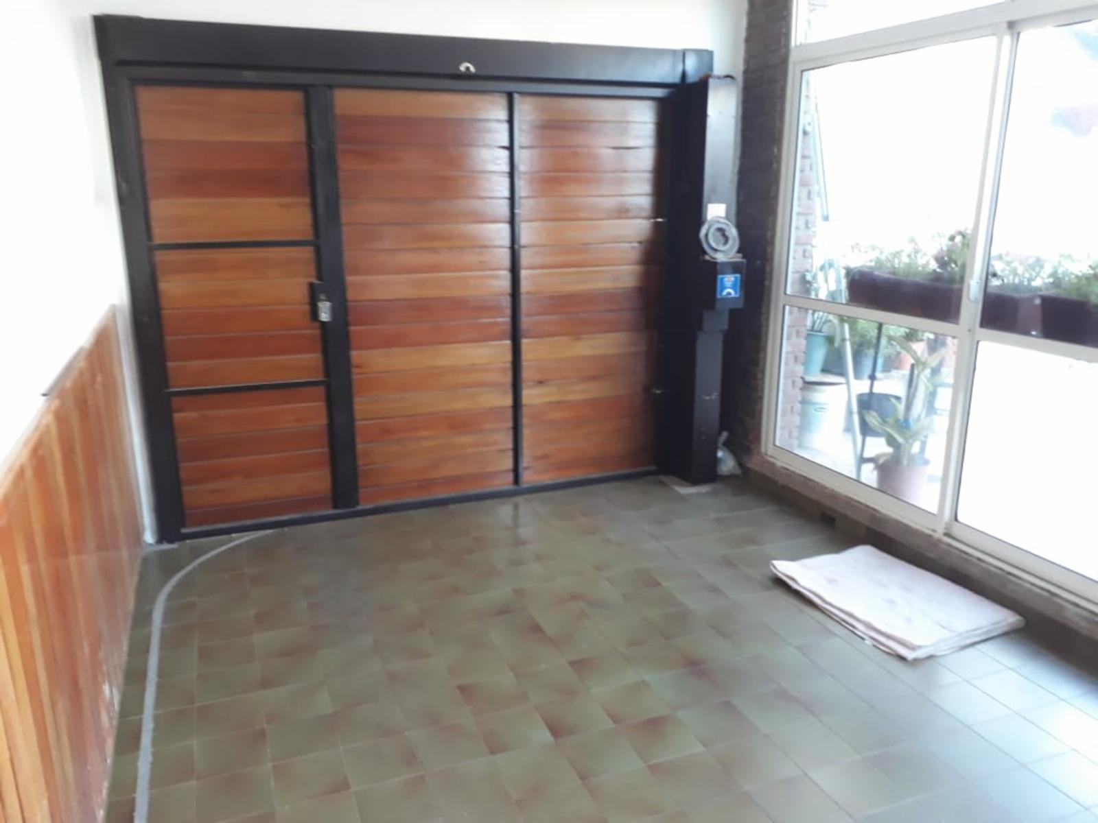 VENTA CASA 4 DORMITORIOS BARRIO MAIPU — foto 4