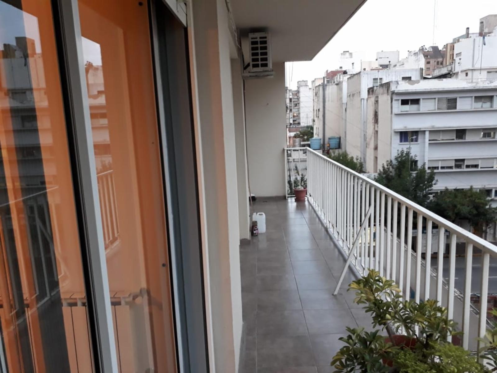 VENTA EXCLUSIVO DEPARTAMENTO DE 1 DORMITORIO RECICLADO A NUEVO EN TORRE COLON — foto 6