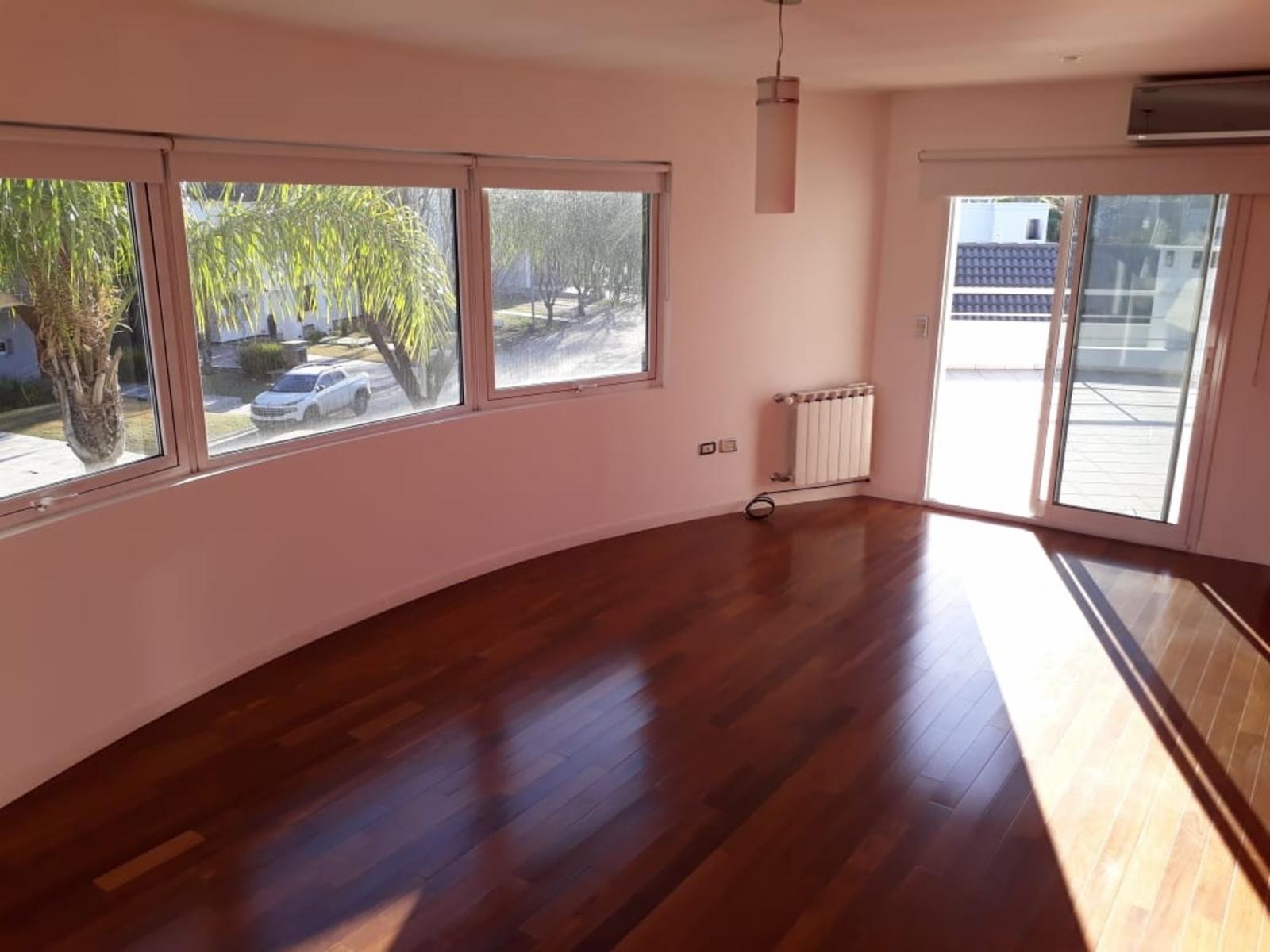 ALQUILER EXCLUSIVA CASA DE 3 DORMITORIOS LOS CIELOS VALLE ESCONDIDO - 23