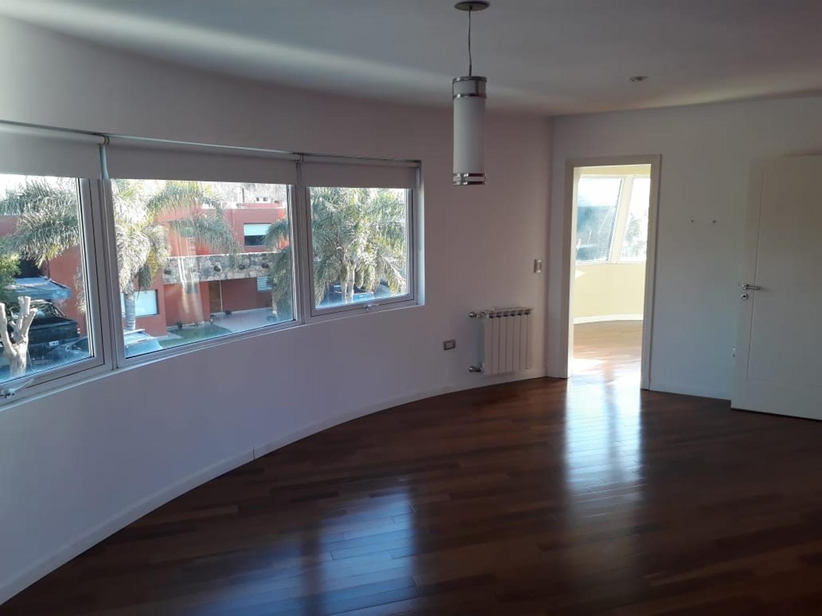 ALQUILER EXCLUSIVA CASA DE 3 DORMITORIOS LOS CIELOS VALLE ESCONDIDO - 33