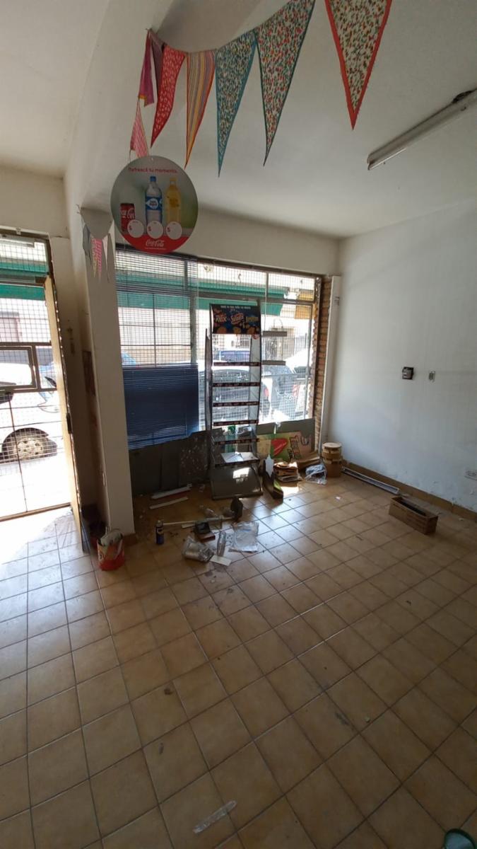 ALQUILER LOCAL COMERCIAL ABERDI CALLE CHACO ESQUINA DEAN FUNES - 7