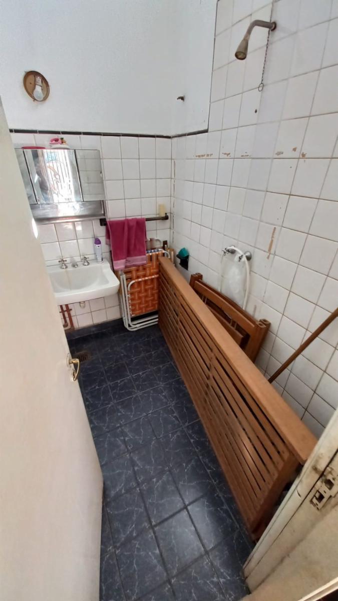 VENTA CASA 2 DORMITORIOS MAS DEPARTAMENTO BARRIO CIUDADELA A METROS DE VELEZ SARSFIELD — foto 13