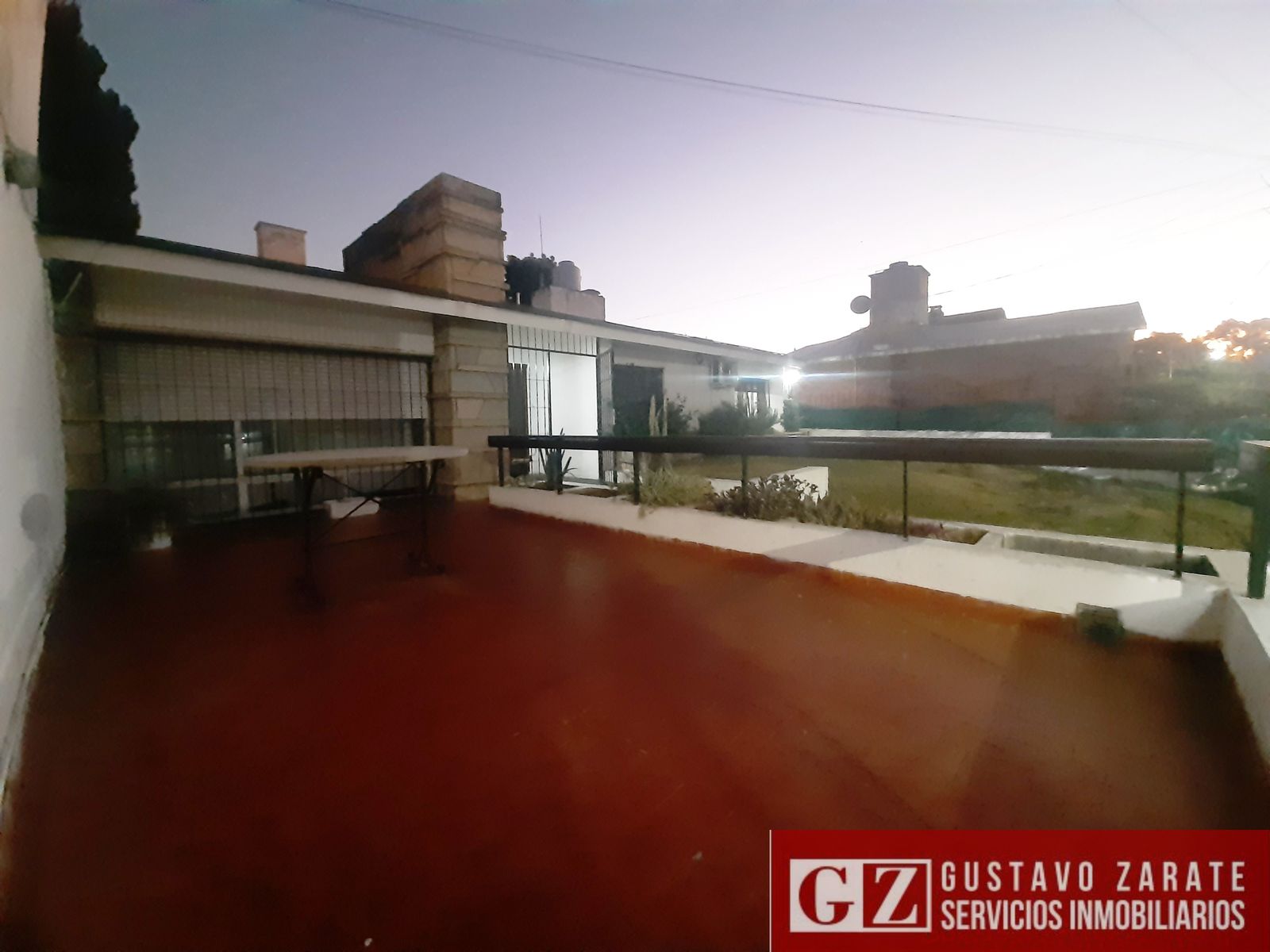 CASA EN VENTA 4 DORMITORIOS CON PATIO Y GARAGE- Parque Vélez Sarsfield — foto 3