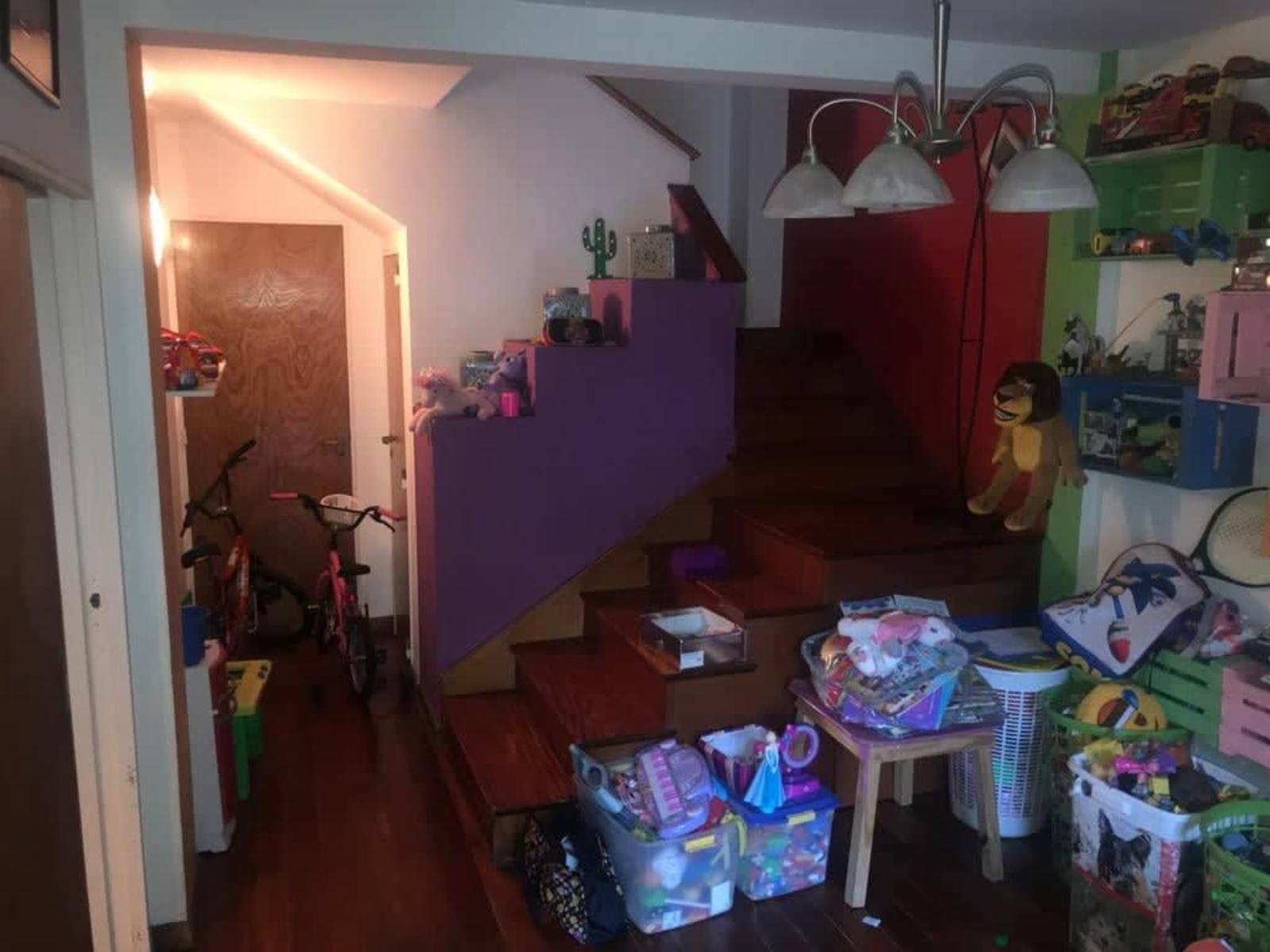 EXCELENTE CASA 6 AMBIENTES, EN 3 PLANTAS, C/ COCHERA, V. BALLESTER — foto 11