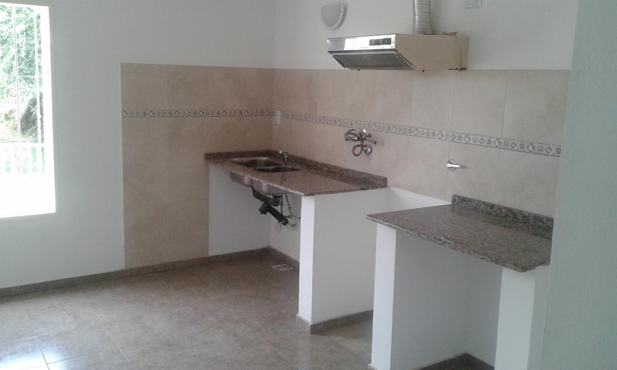 VENTA LOTE CON 2 CASAS DE DOS AMBIENTES, BIALET MASSE, CORDOBA — foto 9