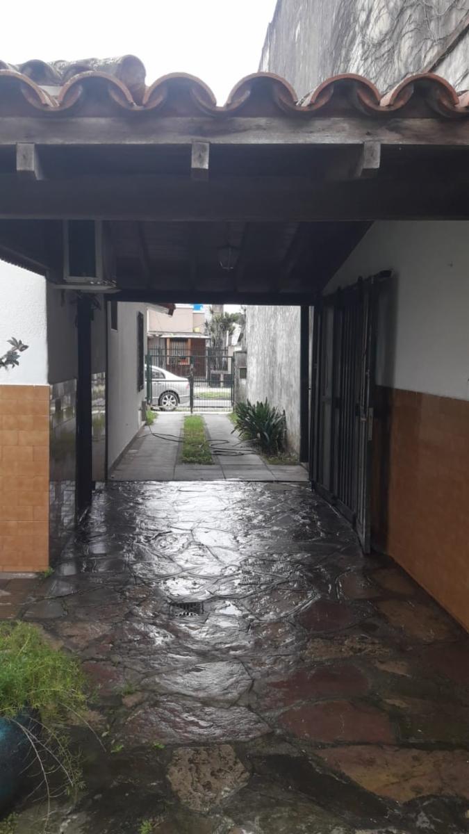 VENTA HERMOSA CASA EN LOTE PROPIO 2 AMB C/COCHERA, J. L. SUAREZ — foto 2