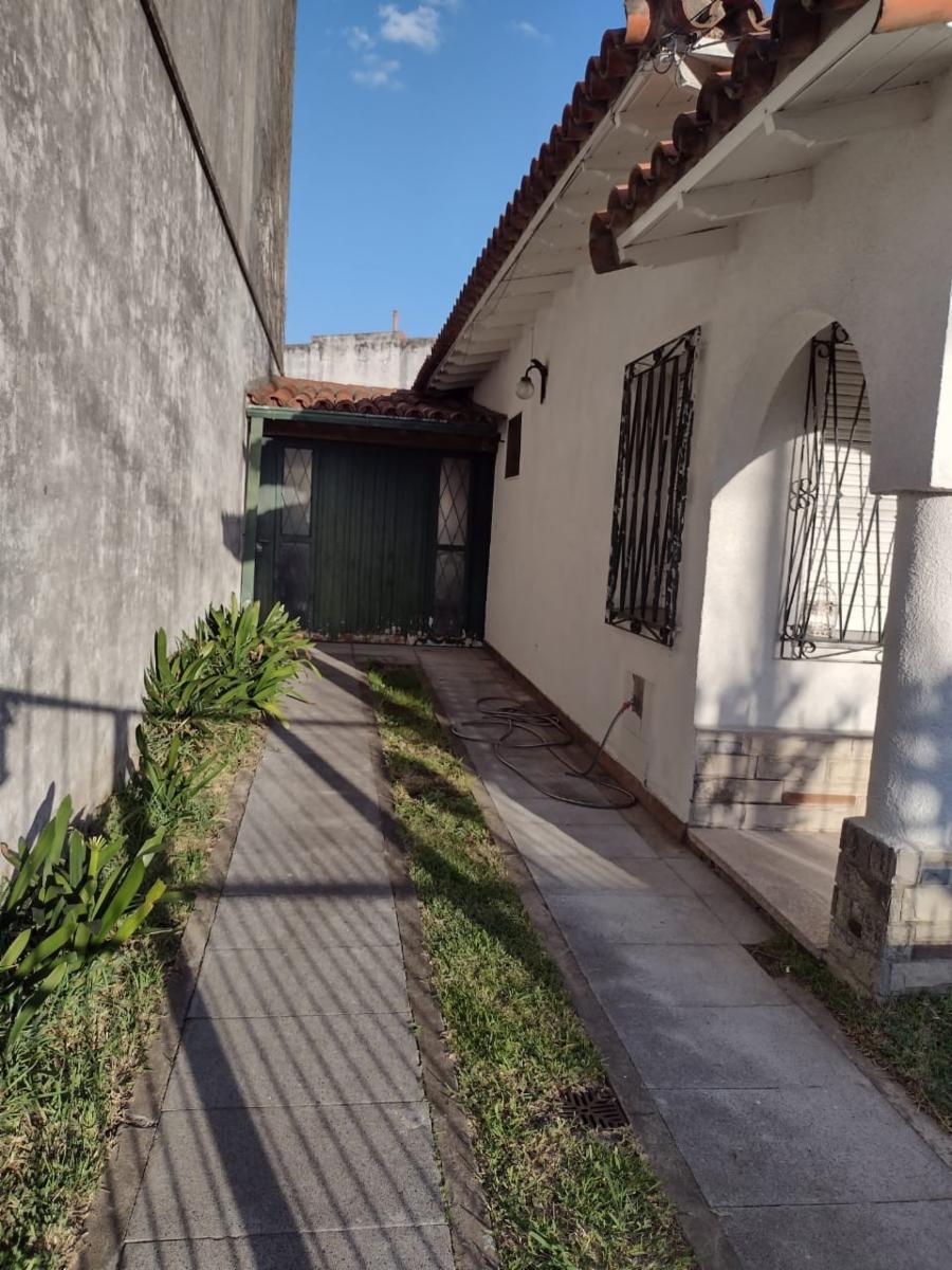 VENTA HERMOSA CASA EN LOTE PROPIO 2 AMB C/COCHERA, J. L. SUAREZ — foto 13