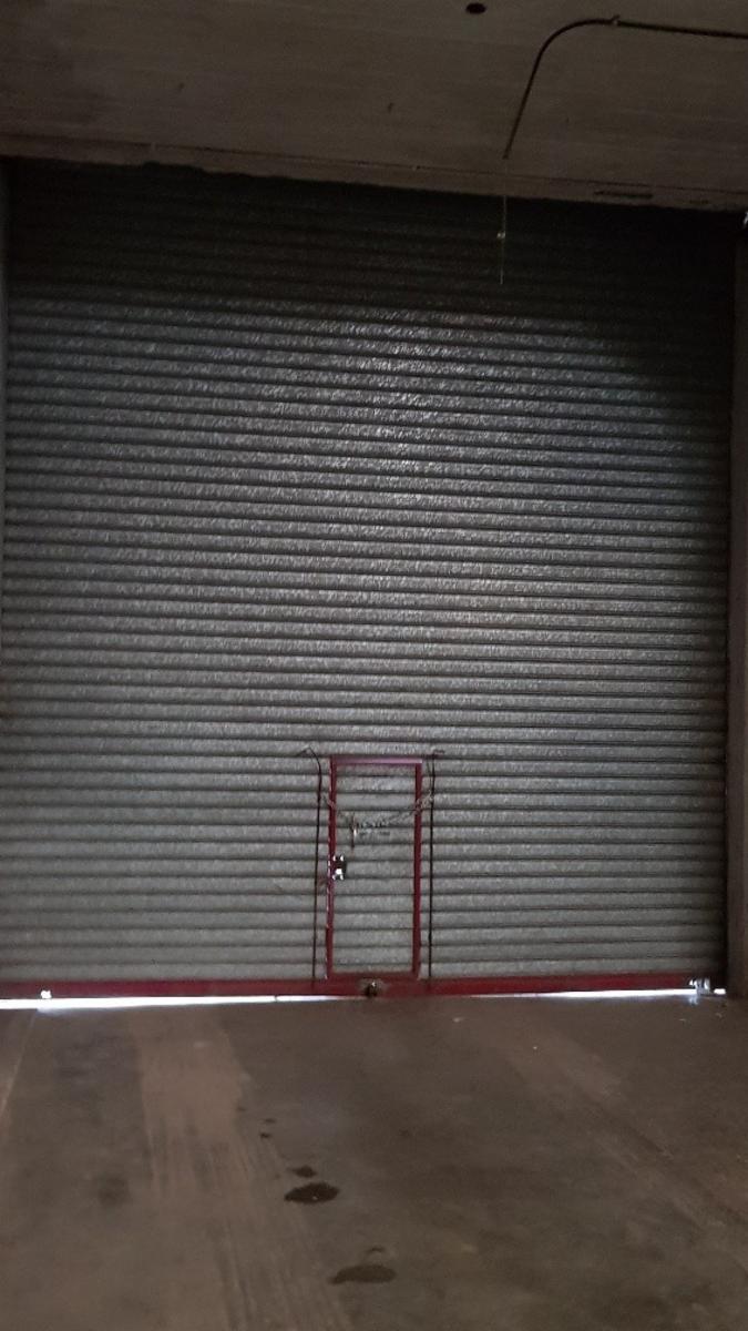 VENTA, 2 GALPONES EN MUY BUENA ZONA DE V. BALLESTER — foto 2